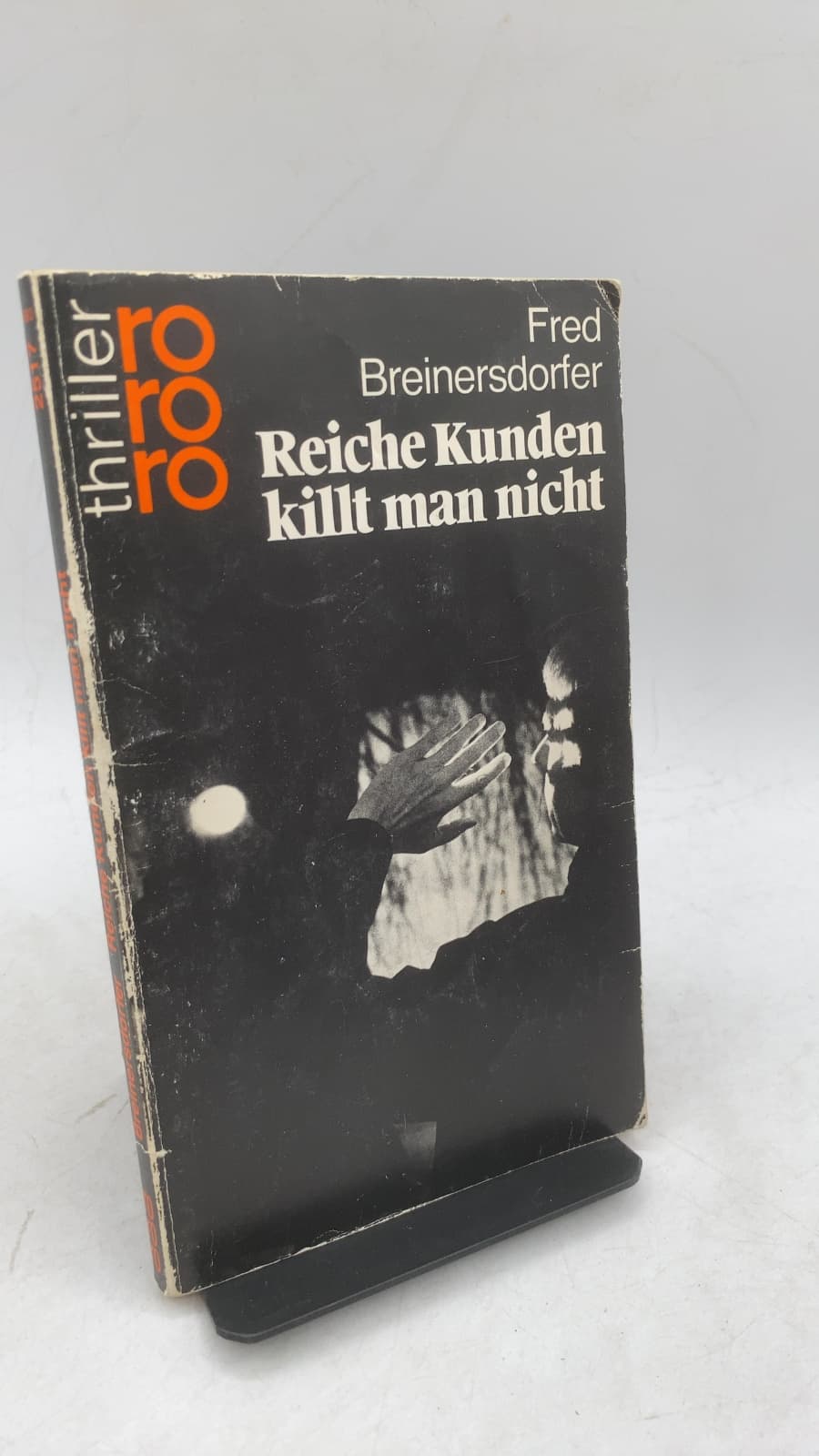 Reiche Kunden killt man nicht by Fred Breinersdorfer - front cover