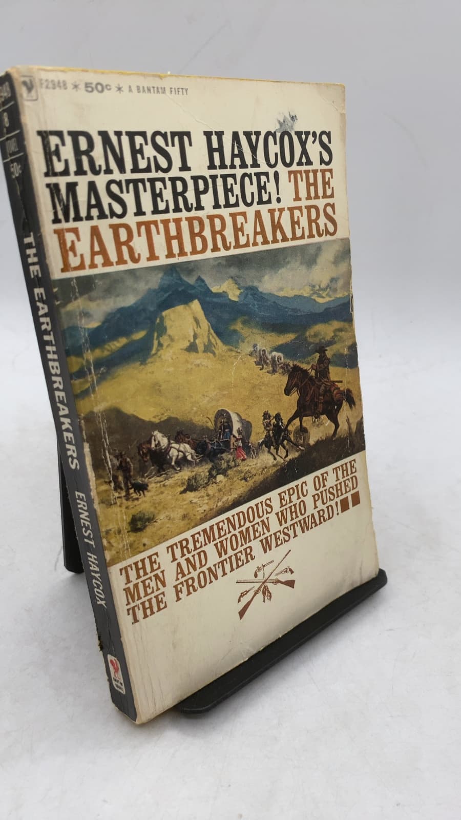 The Earthbreakers by Ernest Haycox - front cover