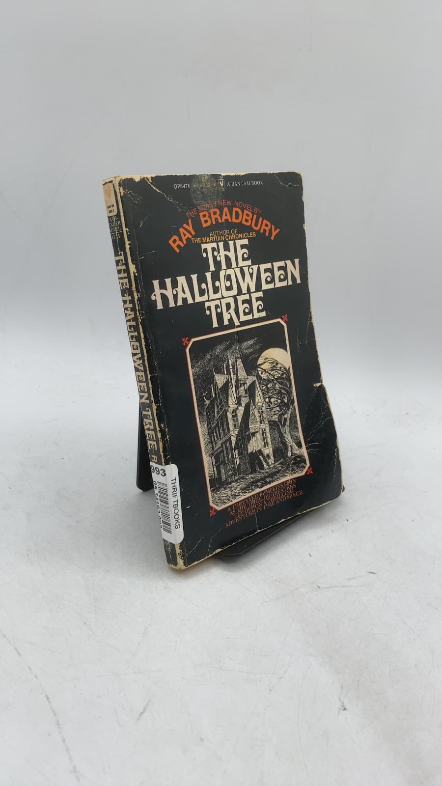 The Halloween Tree by Ray Bradbury - front cover