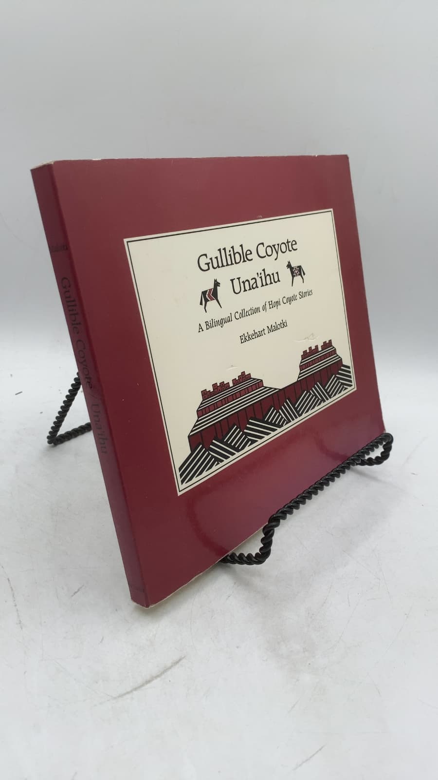 Gullible Coyote Una'ihu by Ekkehart Malotki - front cover
