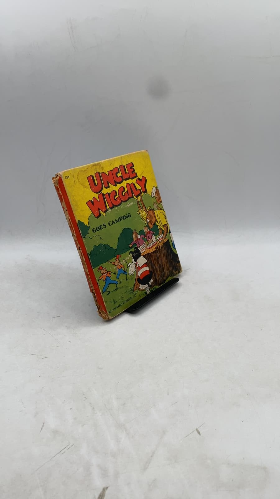 Uncle Wiggily Goes Camping by Howard R. Garis - front cover