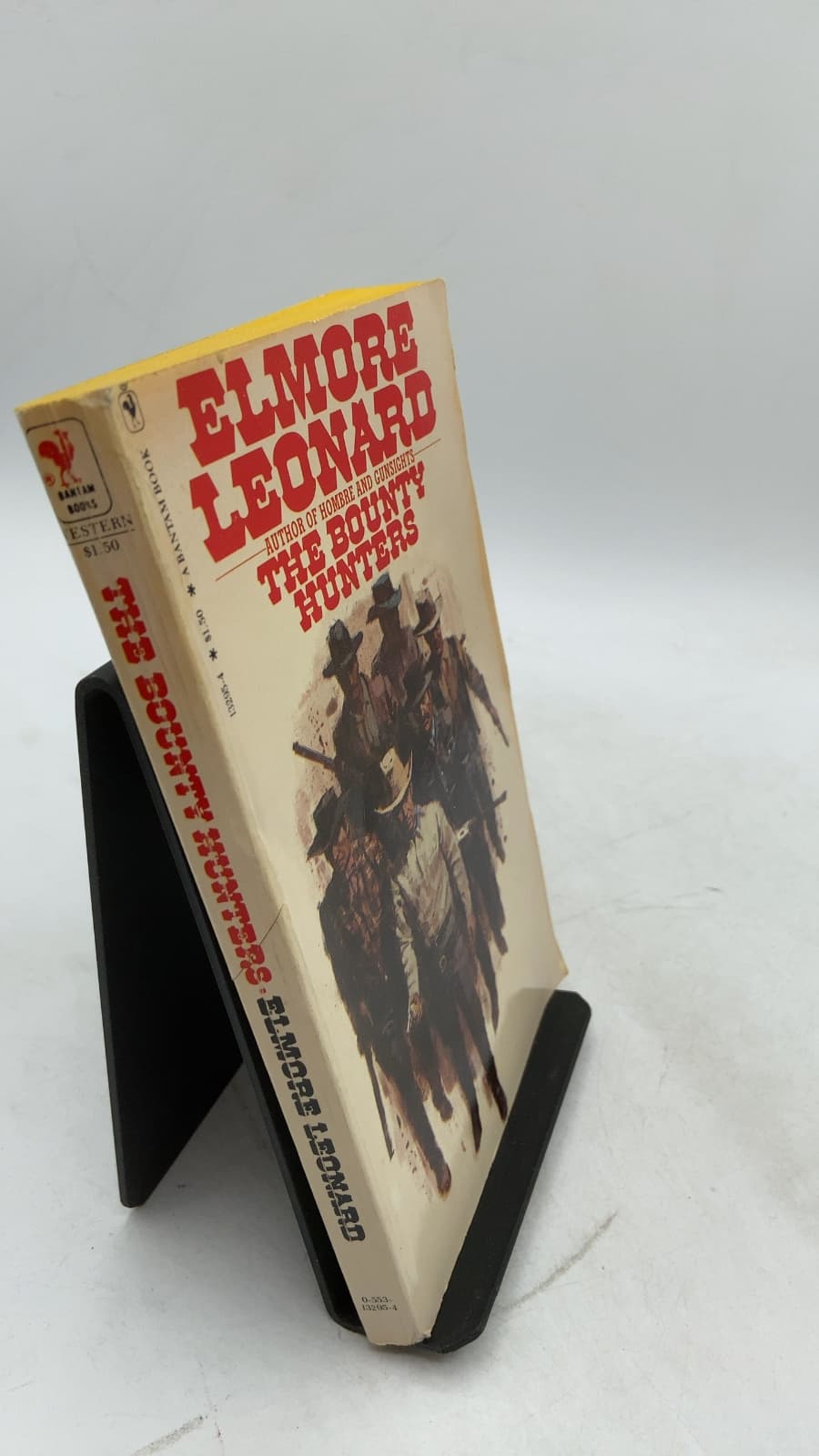 THE Bounty Hunters by Elmore Leonard - front cover