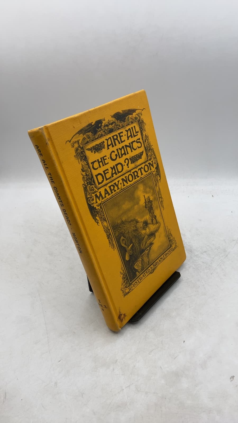 Are All the Giants Dead? by Mary Norton - front cover