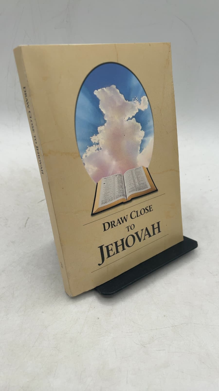 Draw Close to Jehovah - front cover