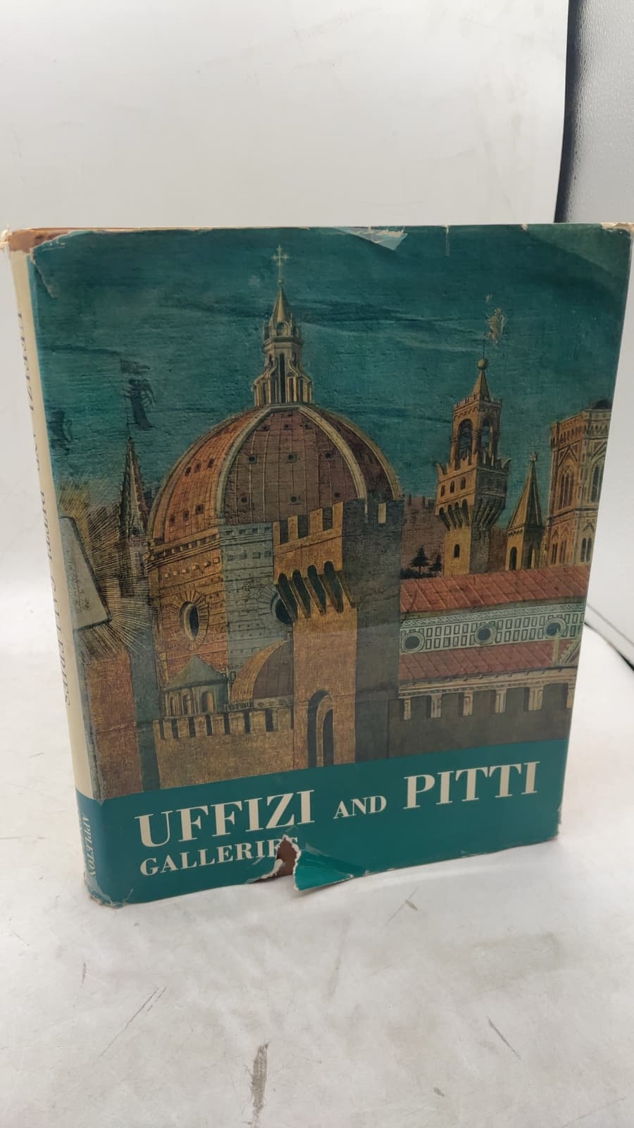 The Uffizi and Pitti Galleries by Marco Rosci - front cover