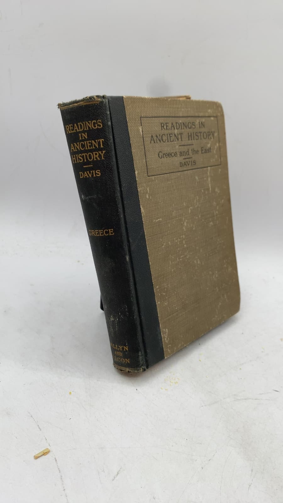 Readings in Ancient History: Greece and the East by William Stearns Davis - front cover