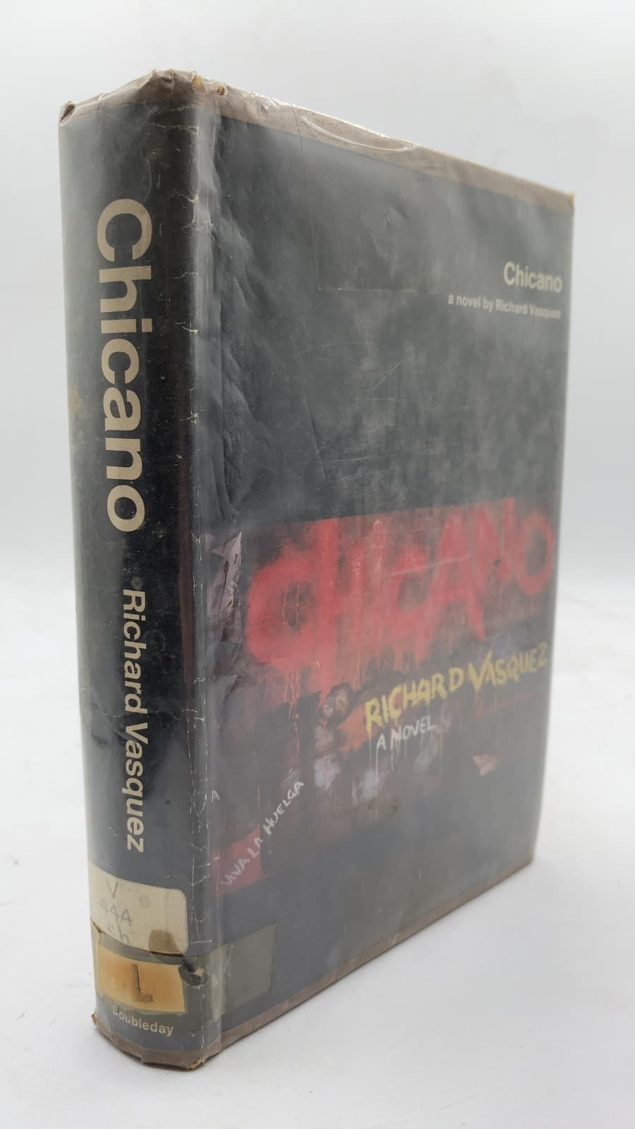 Chicano by Richard Vasquez - front cover