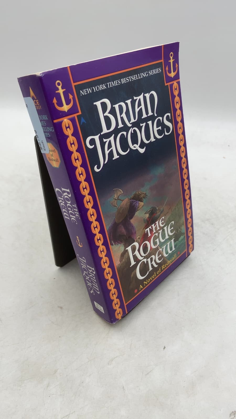 The Rogue Crew by Brian Jacques - front cover