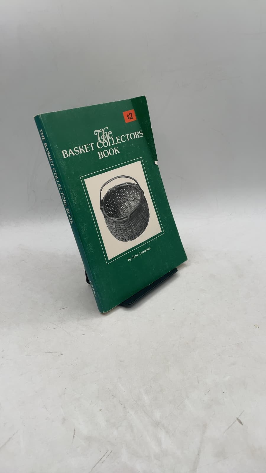 The Basket Collectors Book by Lew Larason - front cover