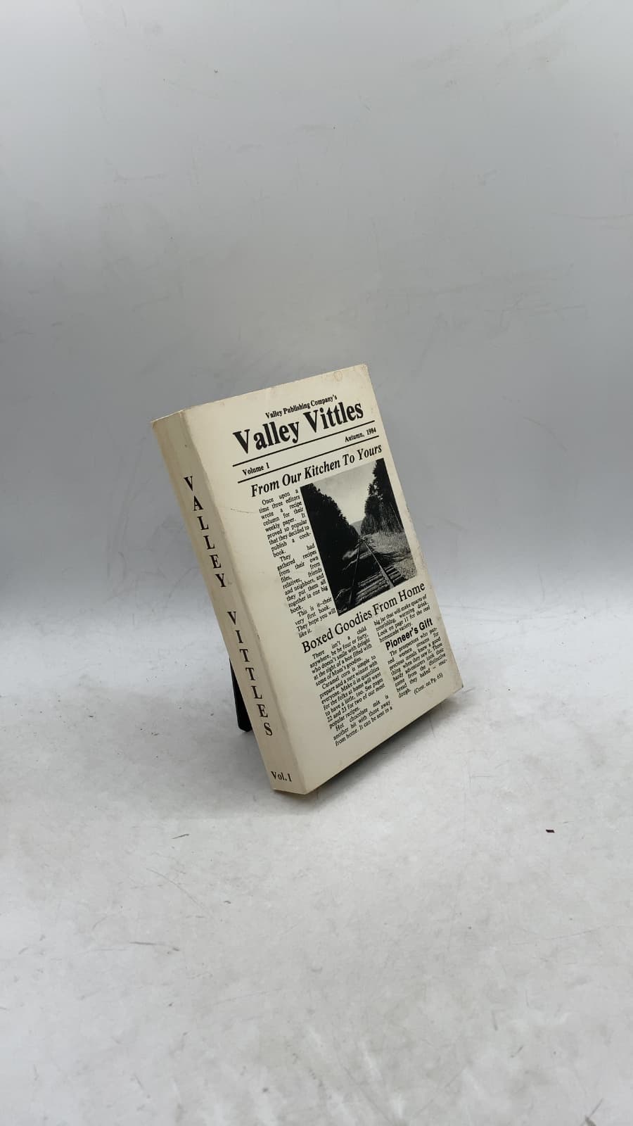 Valley Vittles: From Our Kitchen To Yours, Volume 1 - front cover