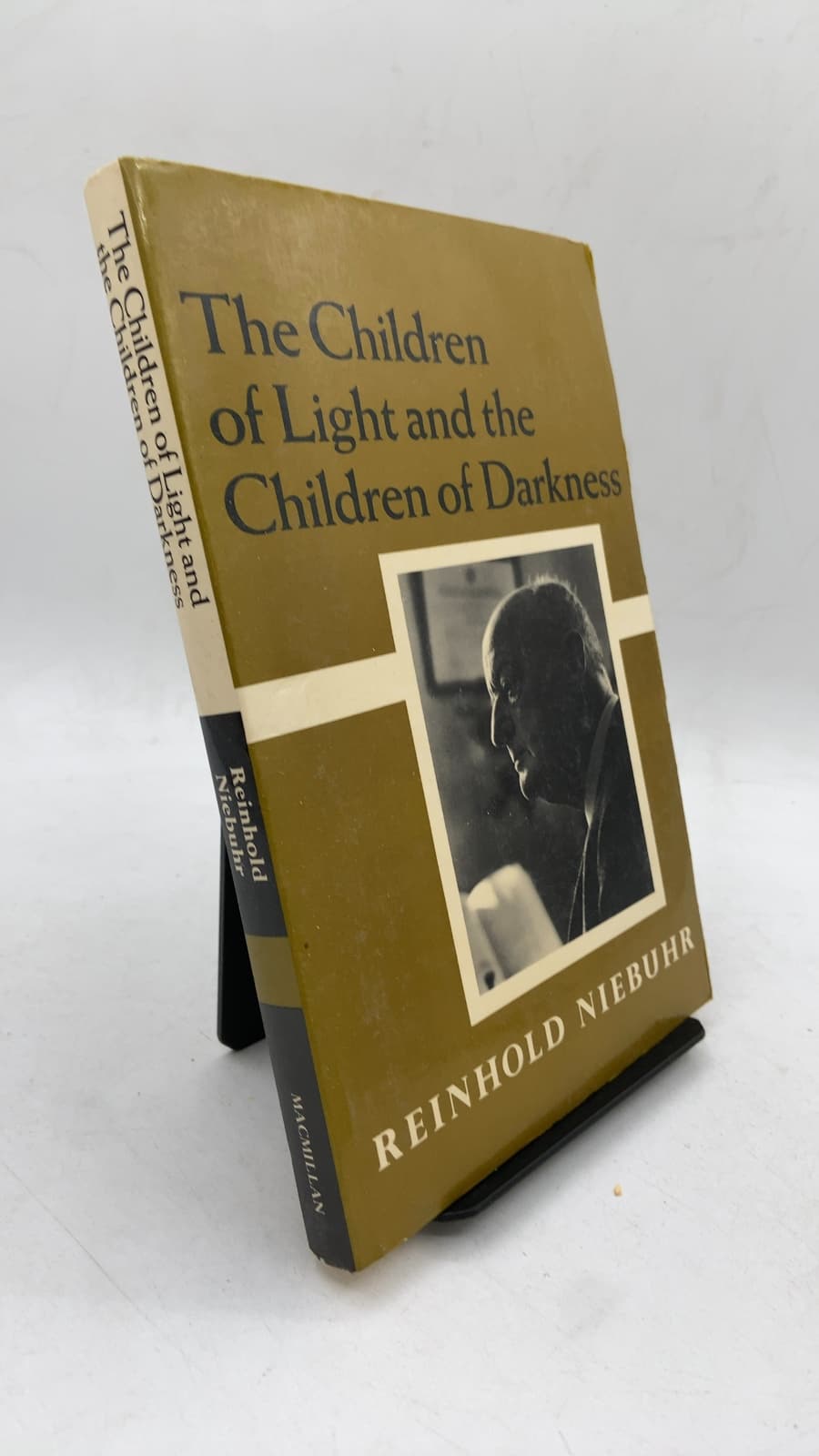 The Children of Light and the Children of Darkness by Reinhold Niebuhr - front cover