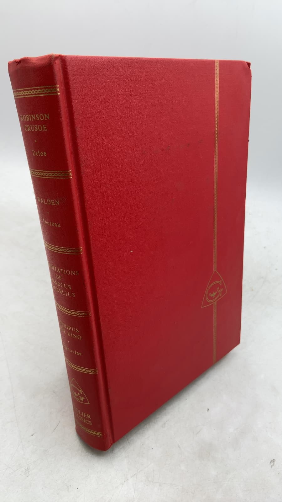 Robinson Crusoe, Walden, Meditations of Marcus Aurelius, Oedipus the King by Daniel Defoe, Henry David Thoreau, Marcus Aurelius, Sophocles - front cover