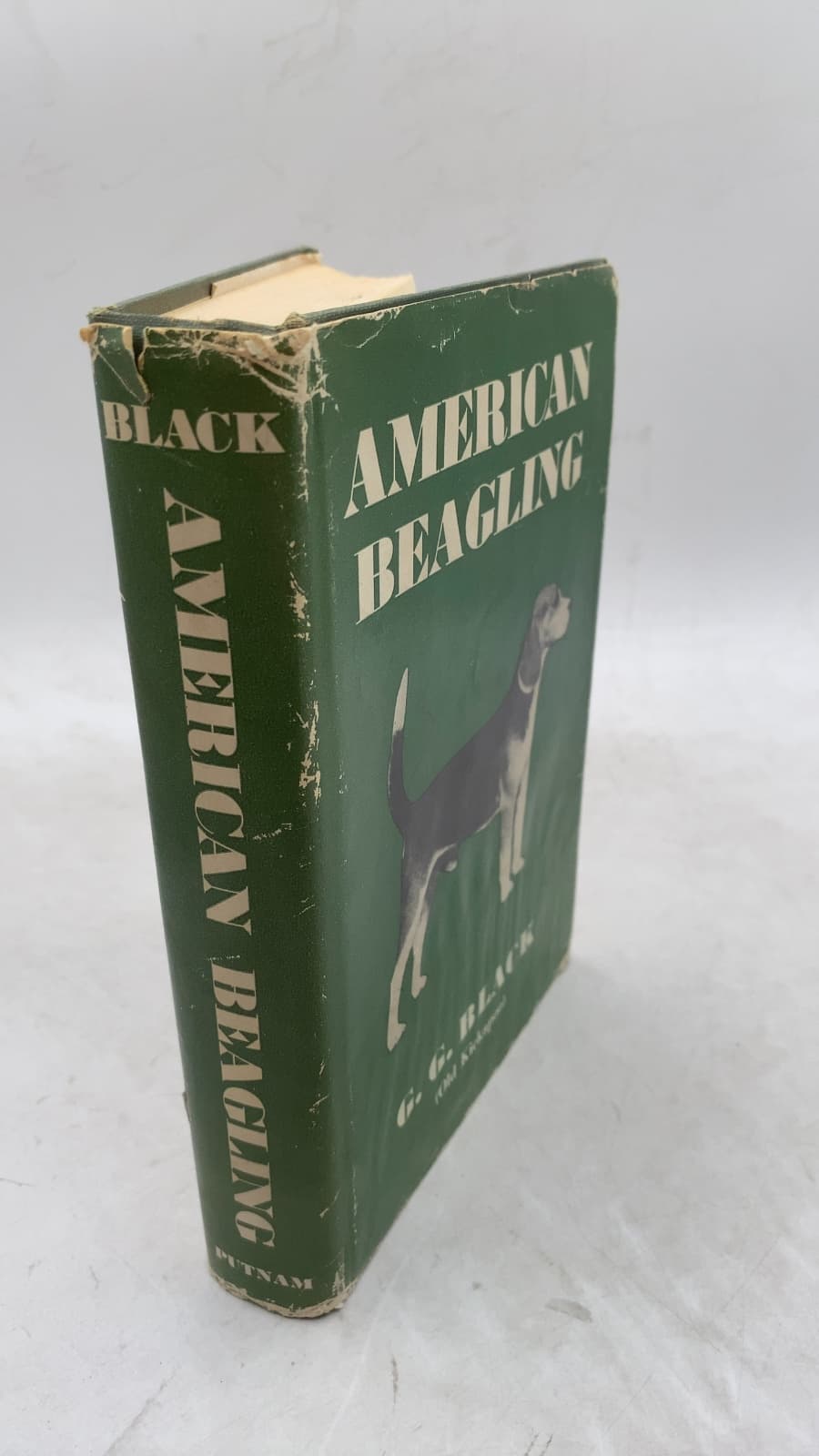 American Beagling by "Old Kickapoo" (Glenn G. Black) - front cover