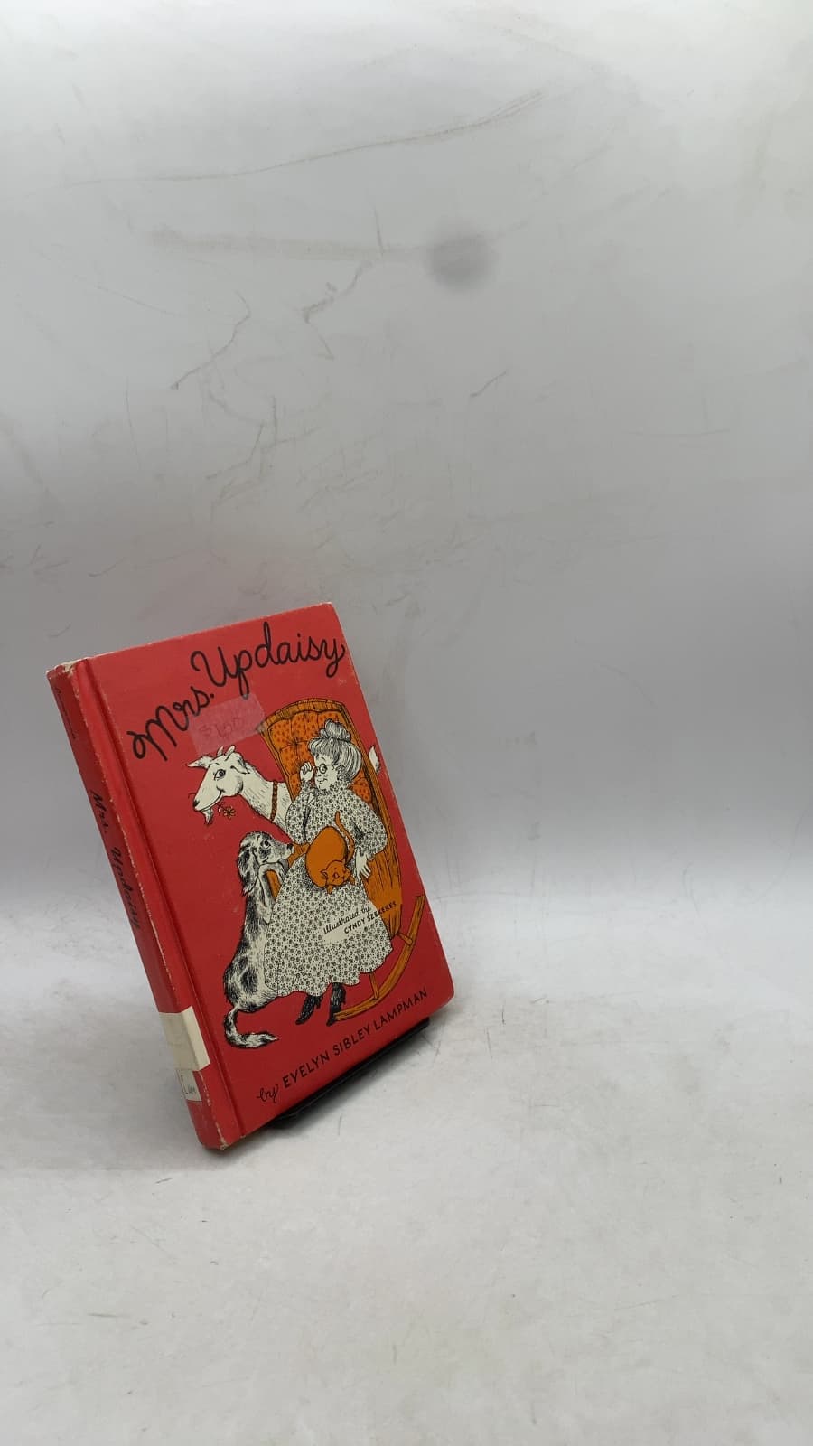 Mrs. Updaisy by Evelyn Sibley Lampman - front cover