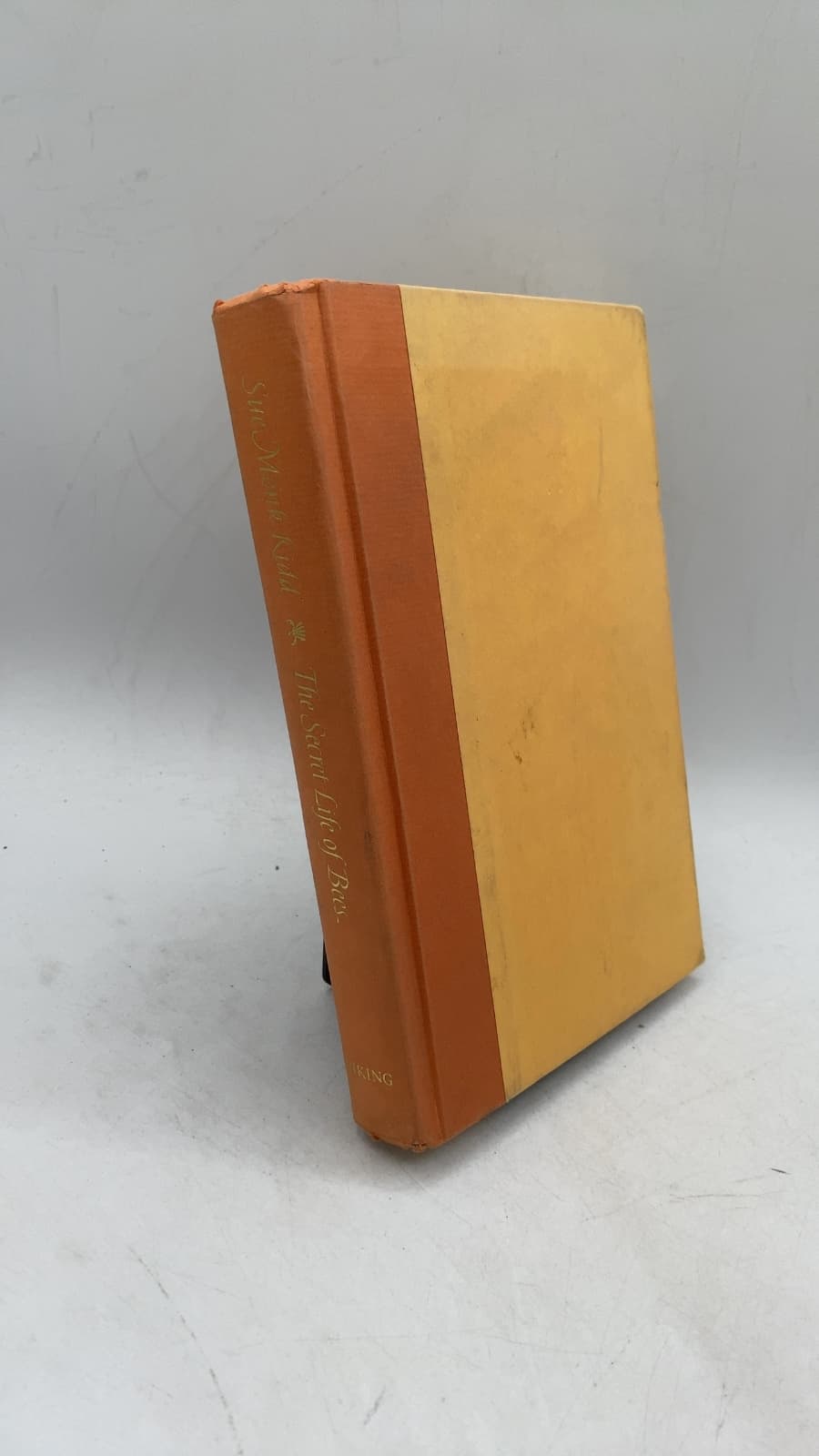 The Secret Life of Bees by Sue Monk Kidd - front cover