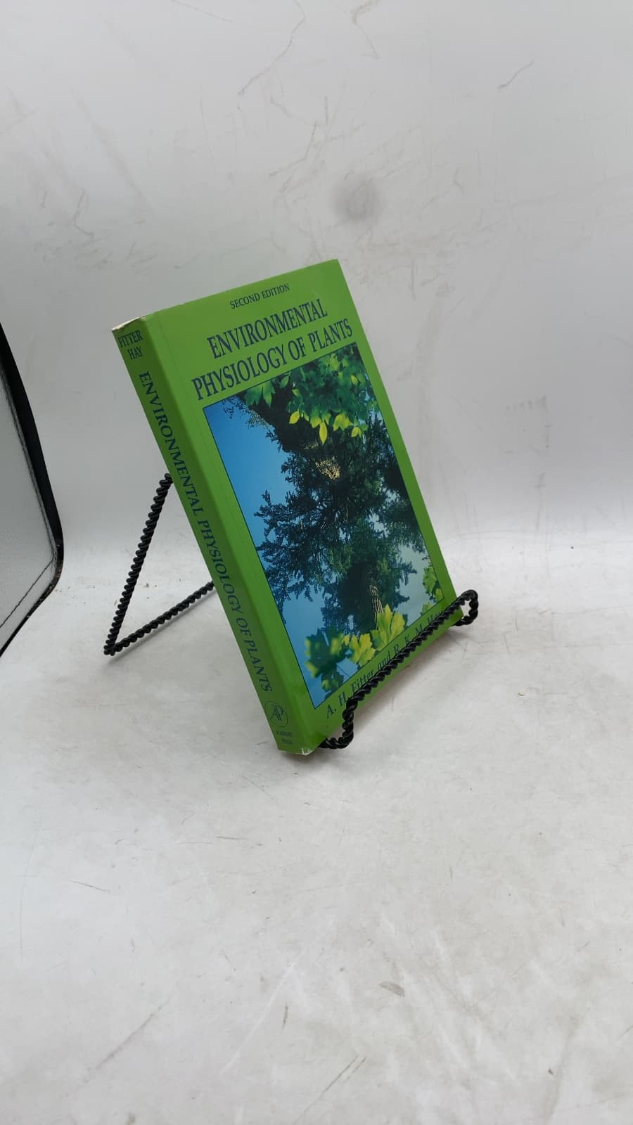 Environmental Physiology of Plants by A. H. Fitter and R. K. M. Hay - front cover
