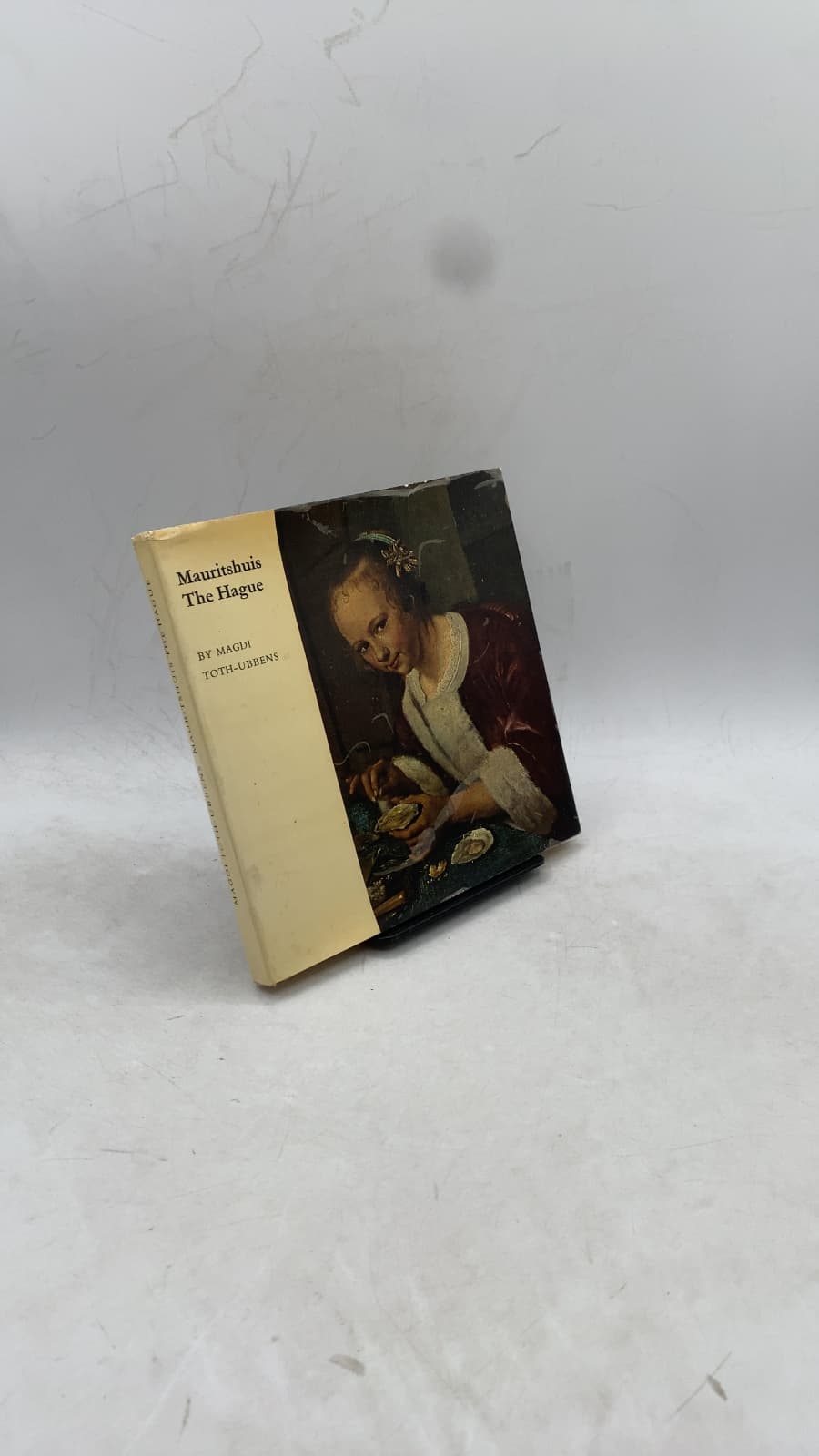 Mauritshuis The Hague by Magdi Toth-Ubbens - front cover