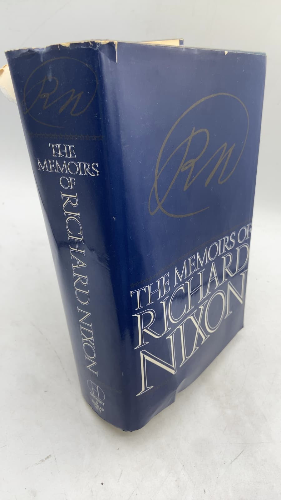 The Memoirs of Richard Nixon by Richard Nixon - front cover