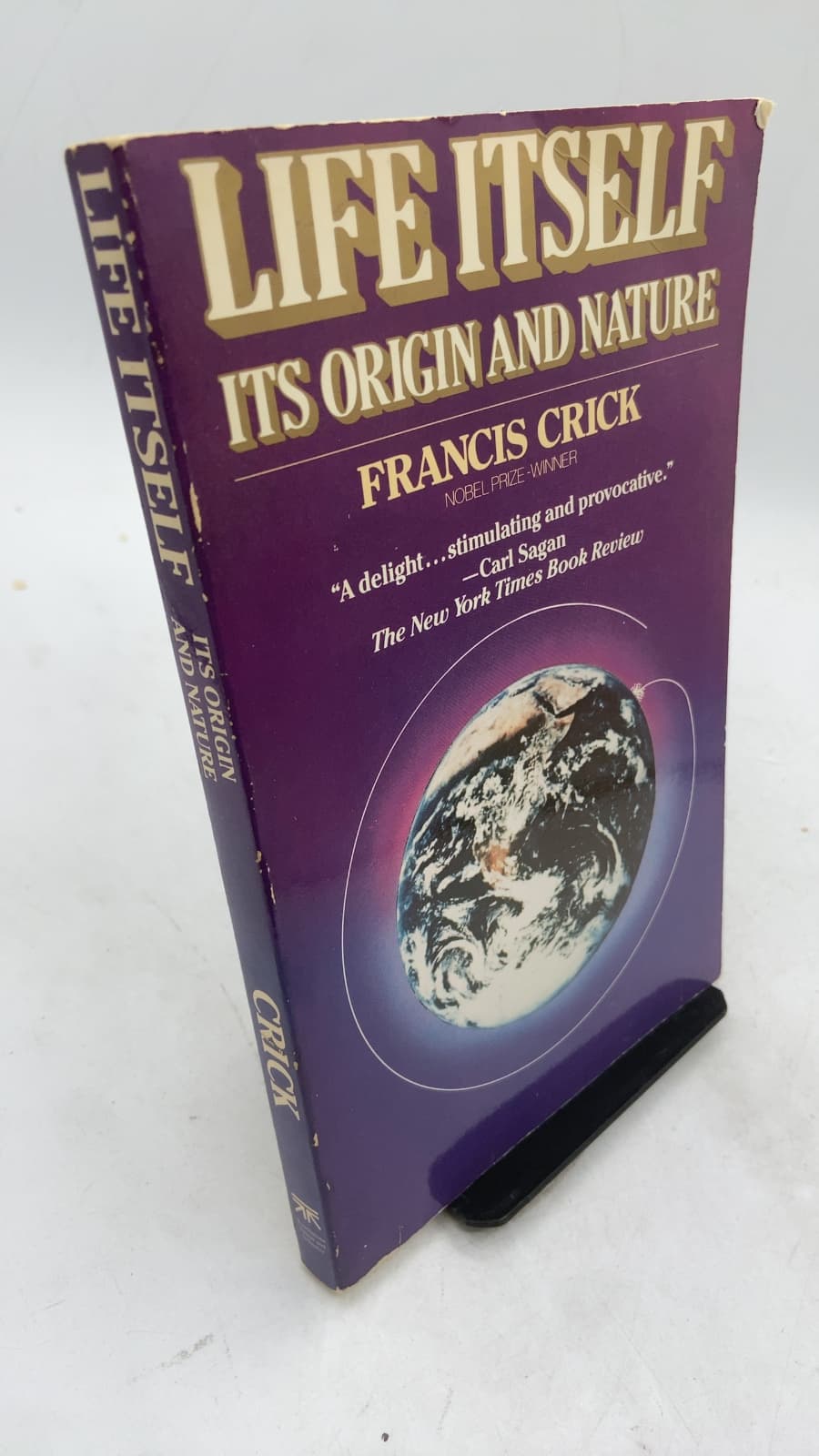 Life Itself: Its Origin and Nature by Francis Crick - front cover