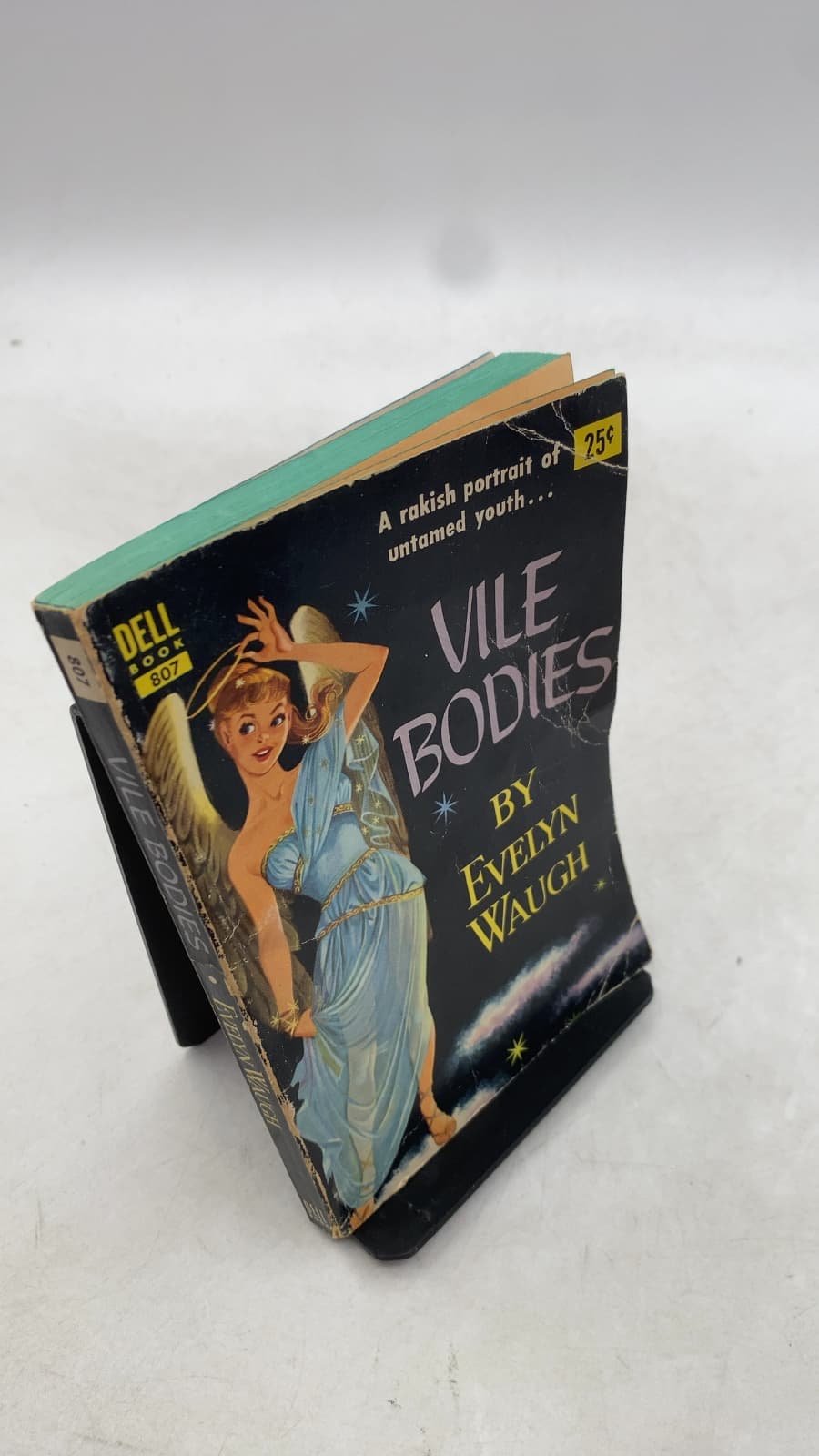 Vile Bodies by Evelyn Waugh - front cover