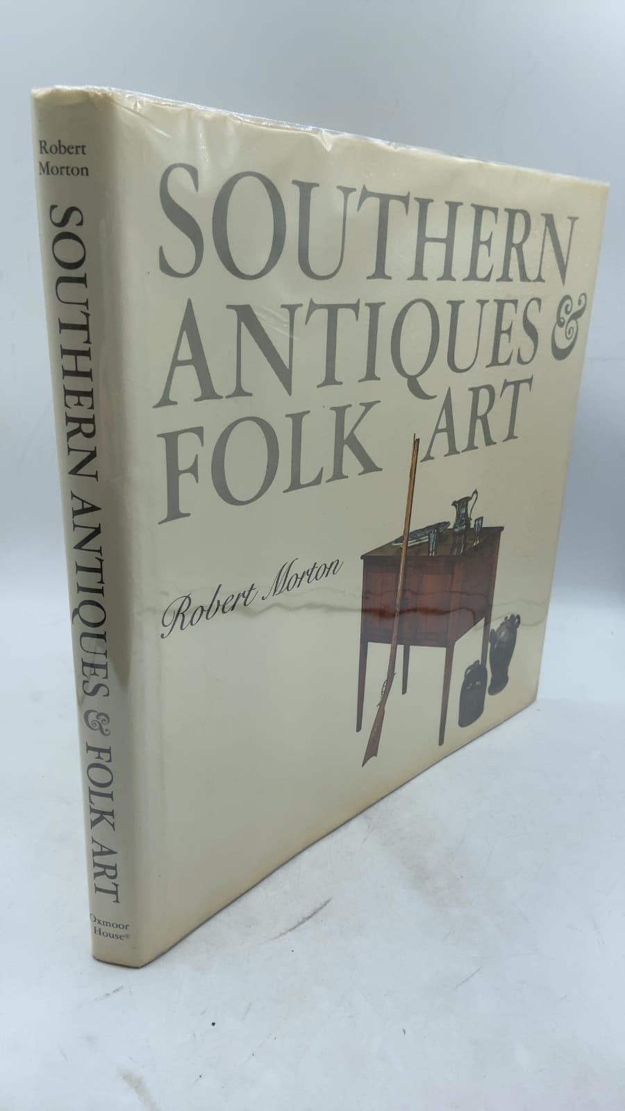 Southern Antiques & Folk Art by Robert Morton - front cover