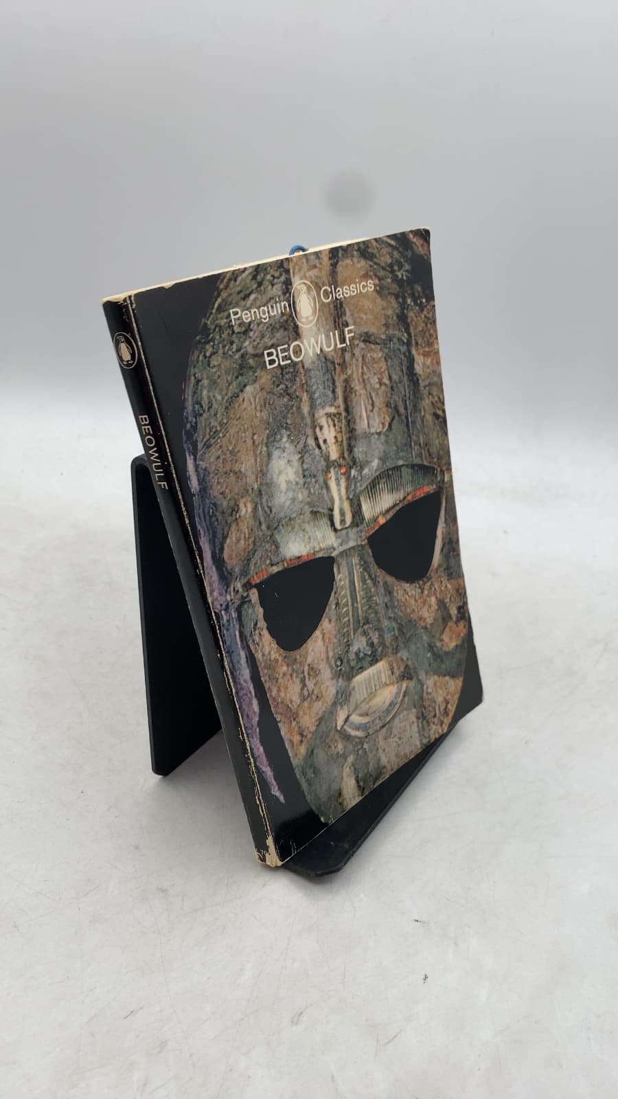 Beowulf by David Wright (Translator) - front cover