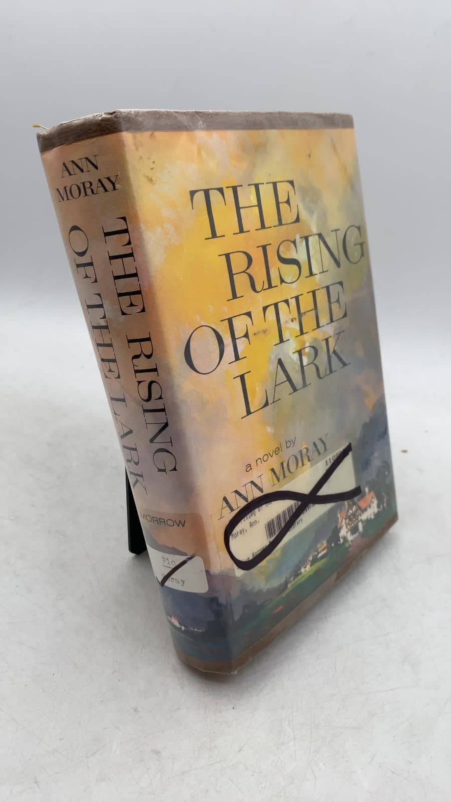 The Rising of the Lark by Ann Moray - front cover