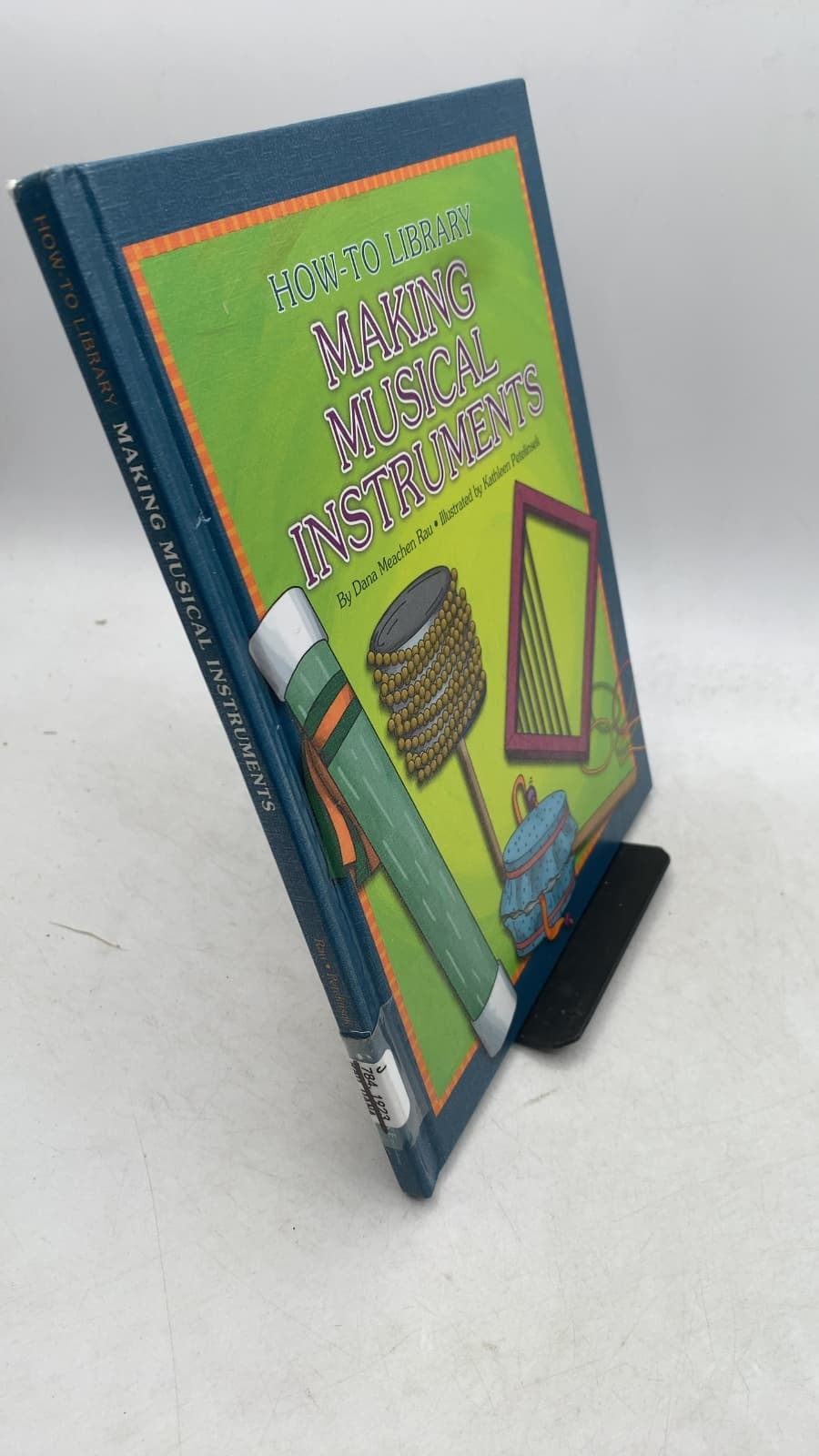 Making Musical Instruments by Dana Meachen Rau - front cover