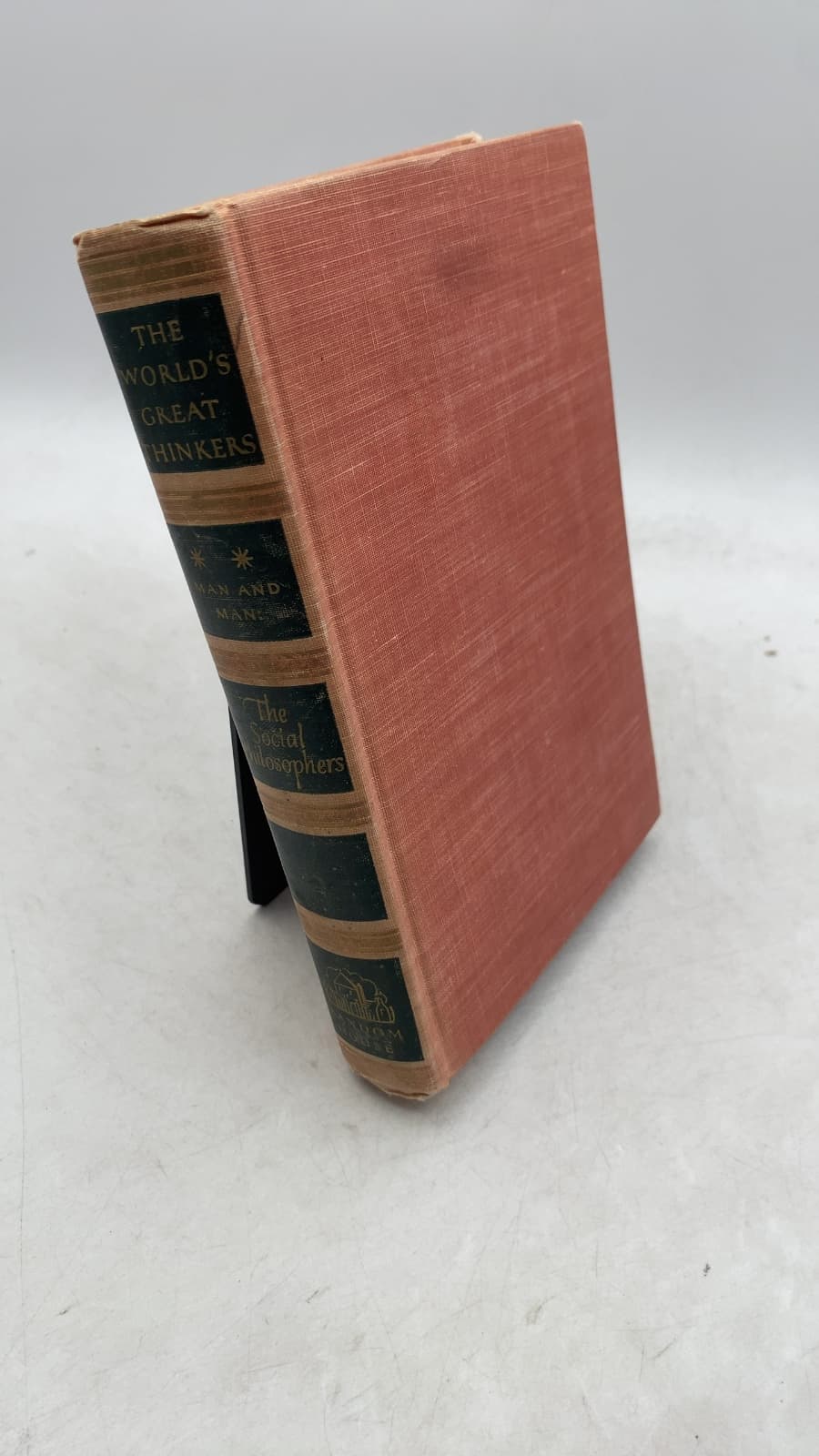 Man and Man: The Social Philosophers by Edited by Saxe Commins & Robert N. Linscott - front cover