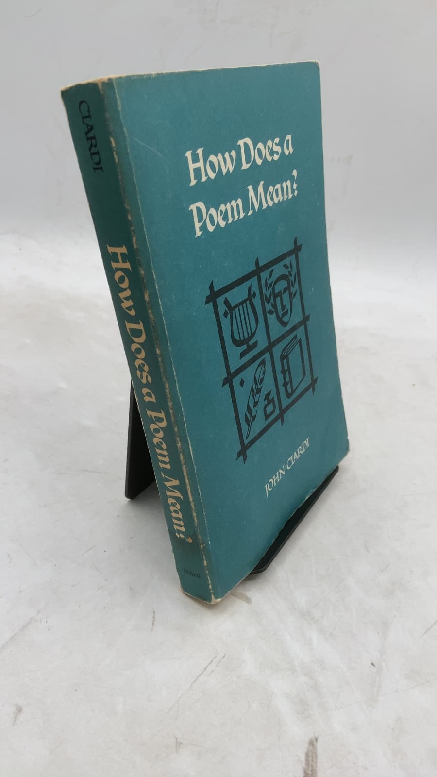 How Does a Poem Mean? by John Ciardi - front cover