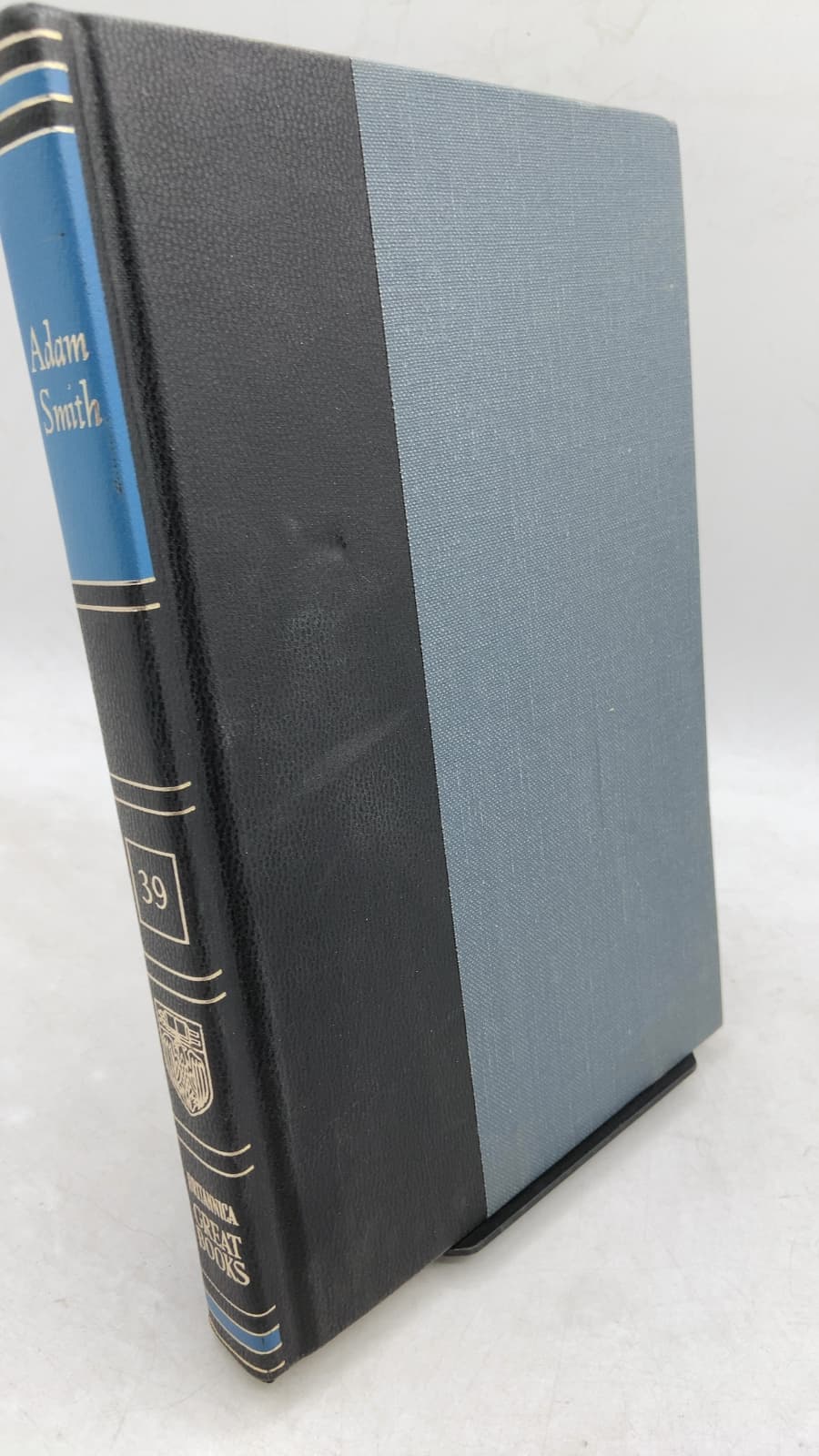 An Inquiry Into the Nature and Causes of the Wealth of Nations by Adam Smith - front cover