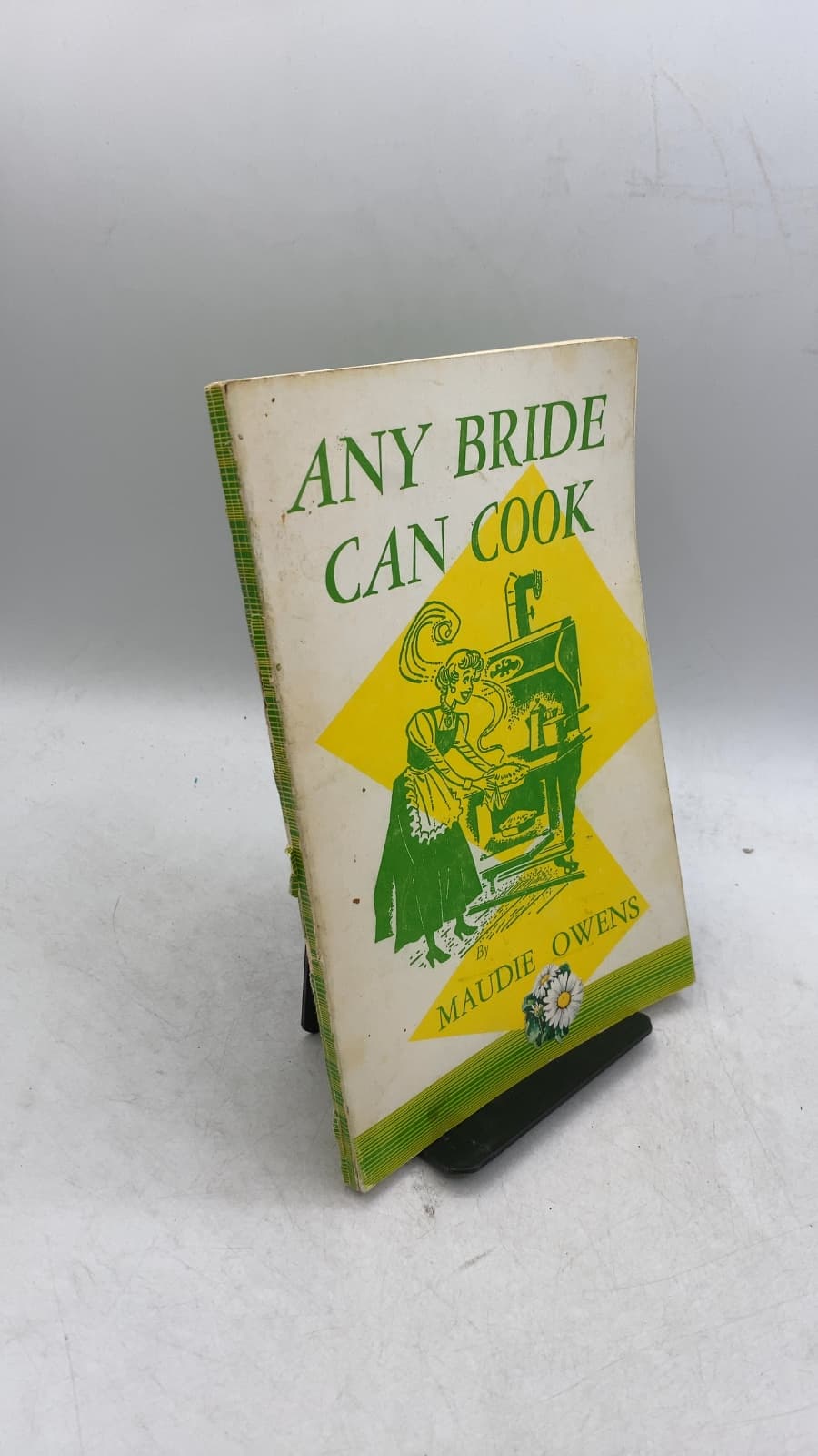 Any Bride Can Cook by Maudie Owens - front cover