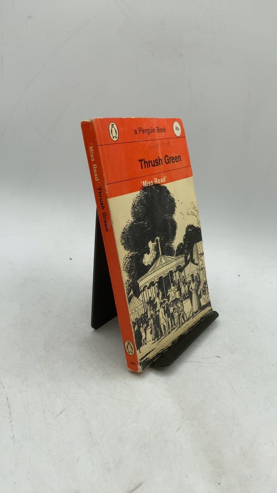 Thrush Green by 'Miss Read' - front cover