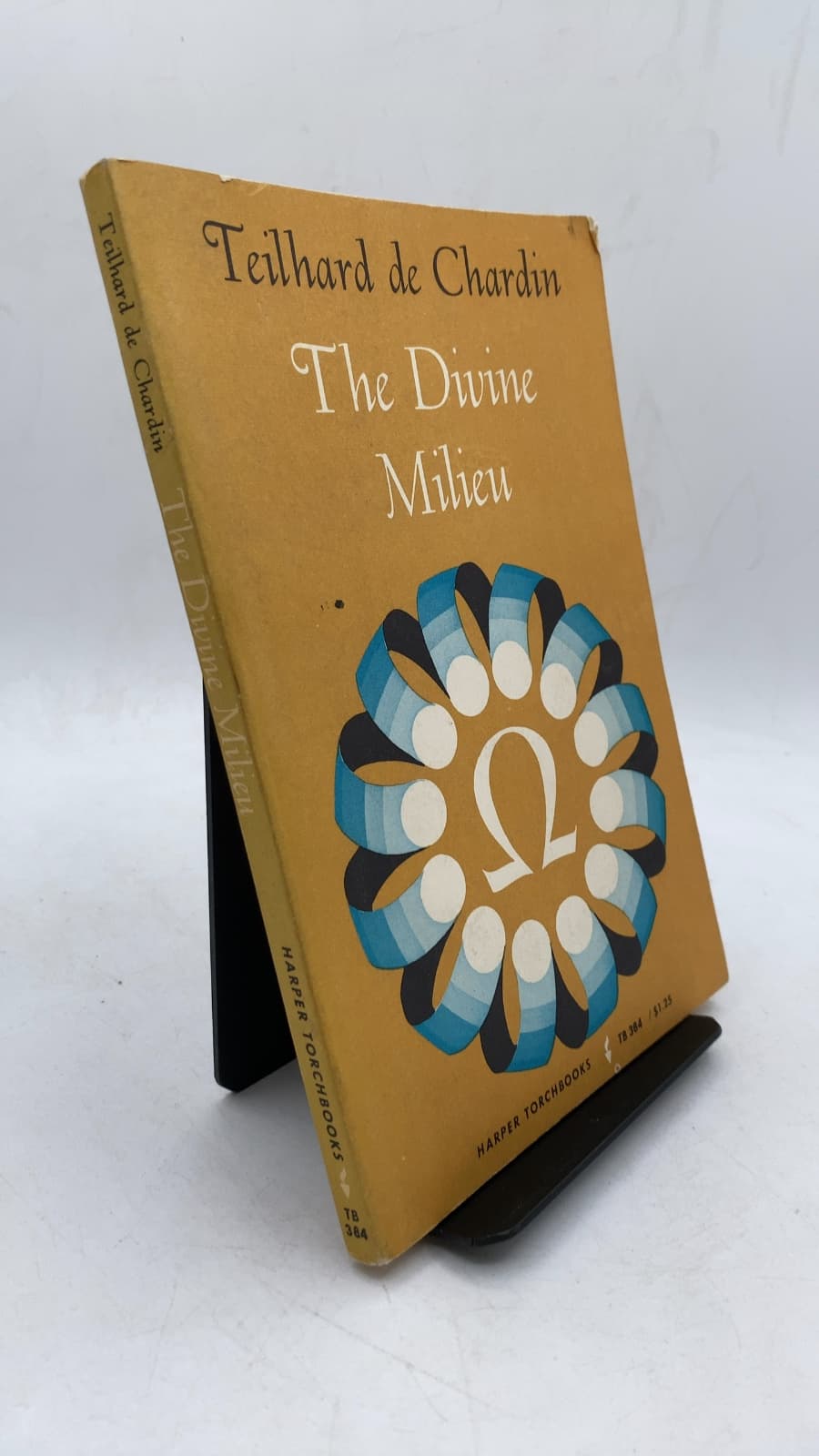 The Divine Milieu by Pierre Teilhard de Chardin - front cover