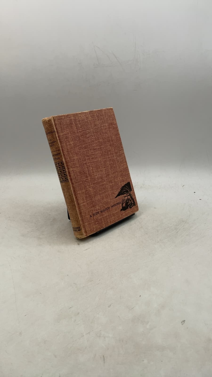The Forbidden Chest by Margaret Sutton - front cover
