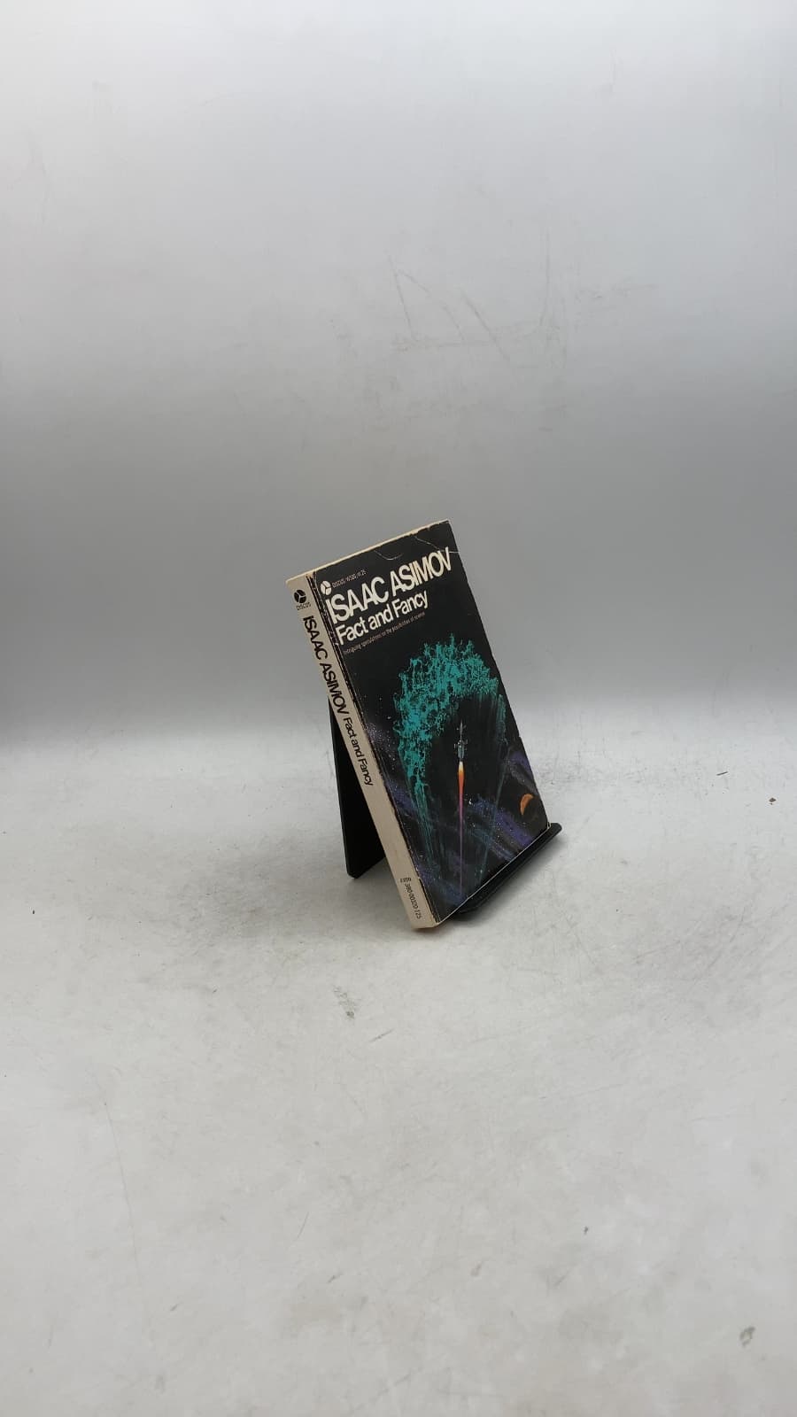 Fact and Fancy by Isaac Asimov - front cover