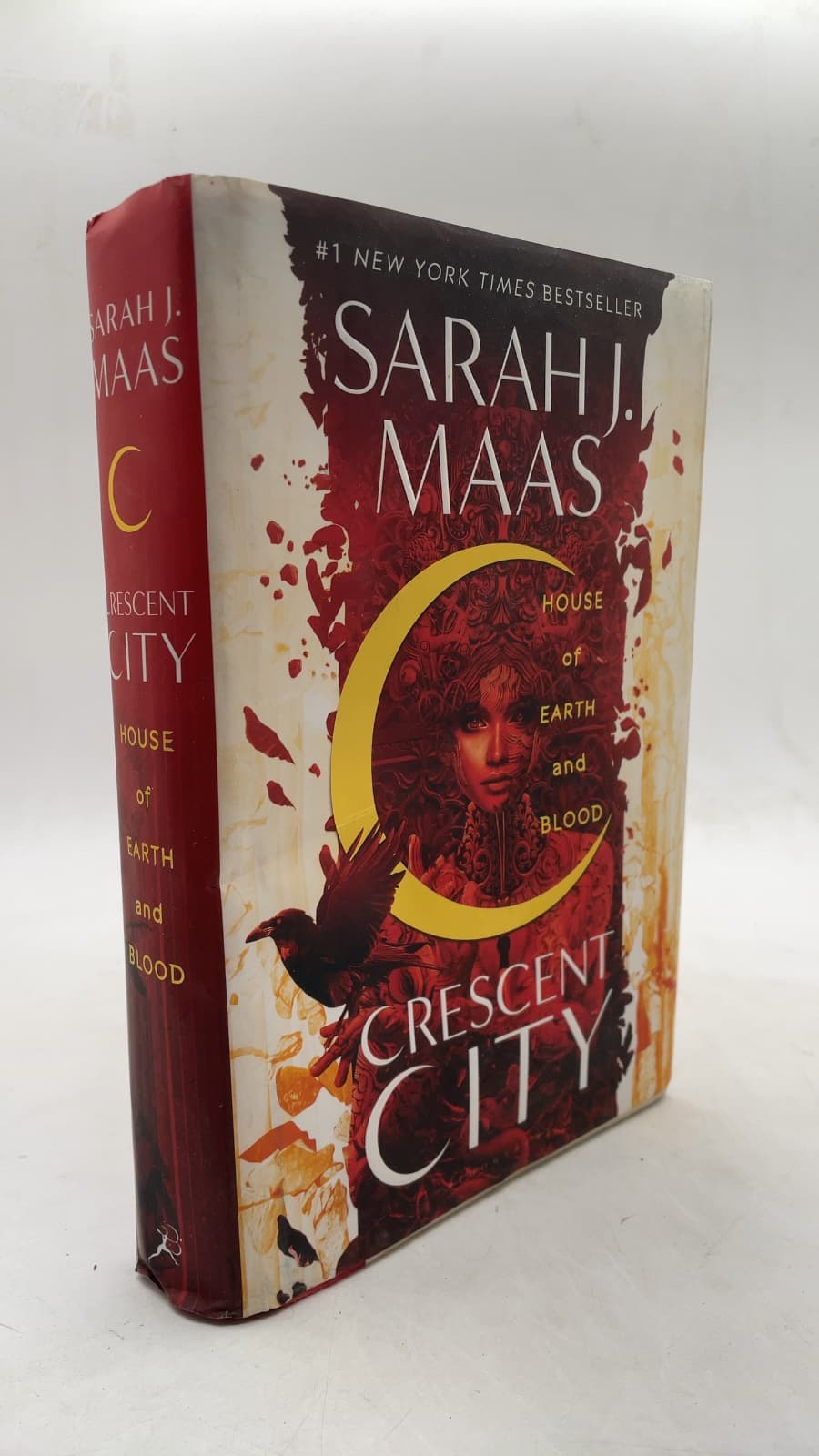 Crescent City: House of Earth and Blood by Sarah J. Maas - front cover