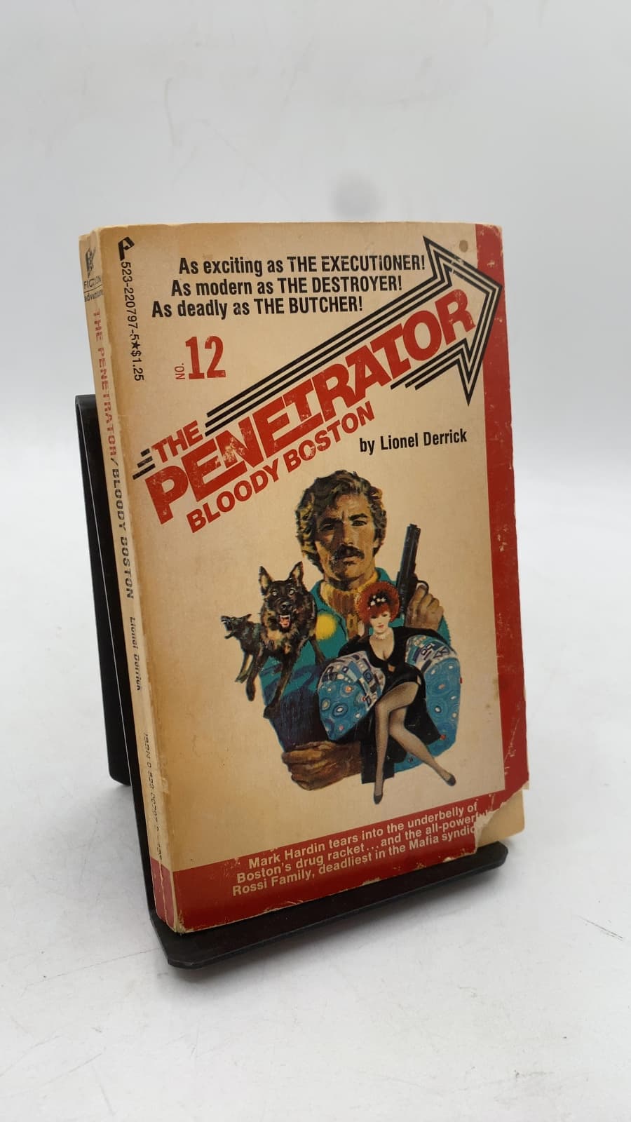 The Penetrator: Bloody Boston by Lionel Derrick - front cover
