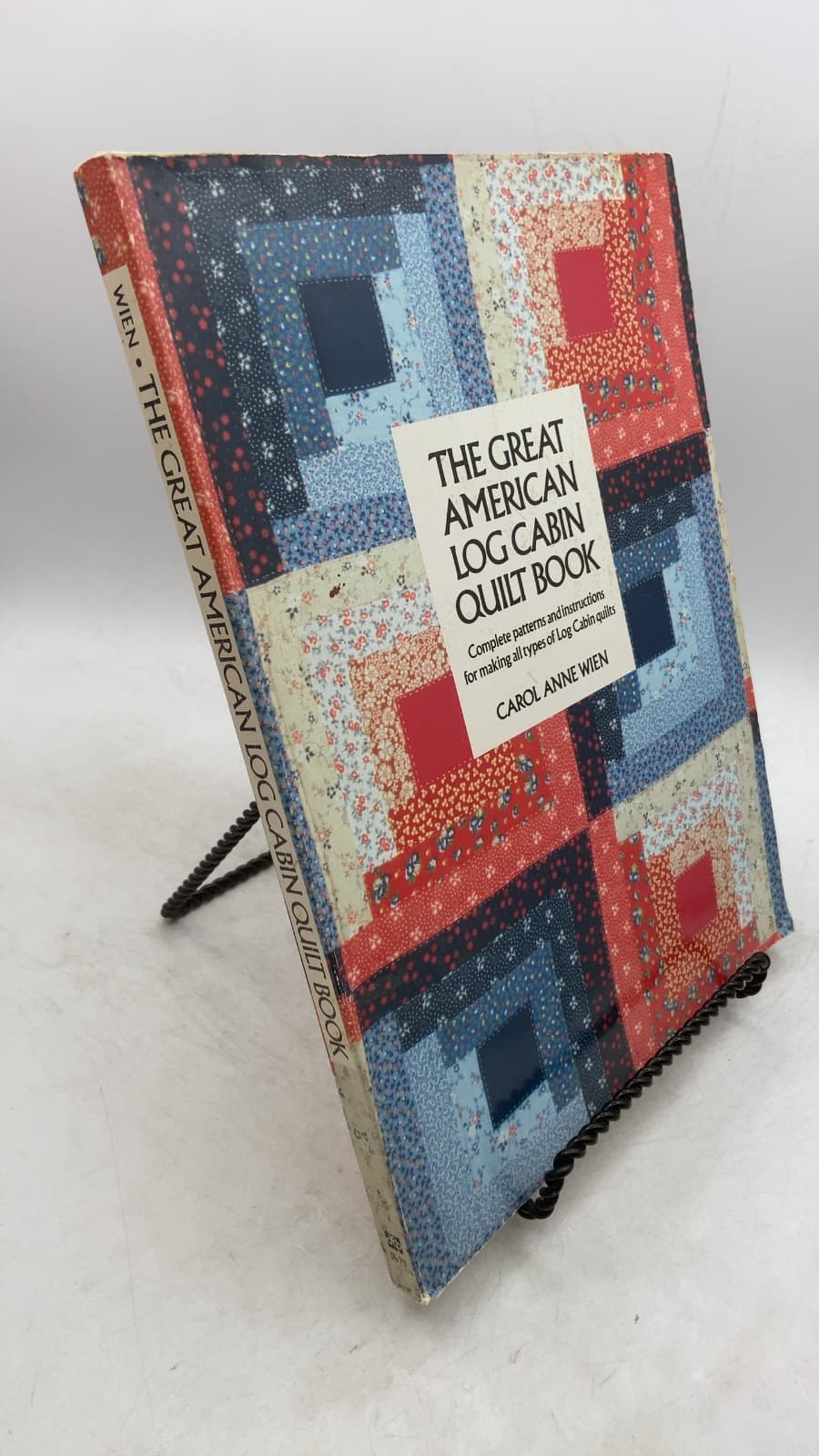 The Great American Log Cabin Quilt Book by Carol Anne Wien - front cover