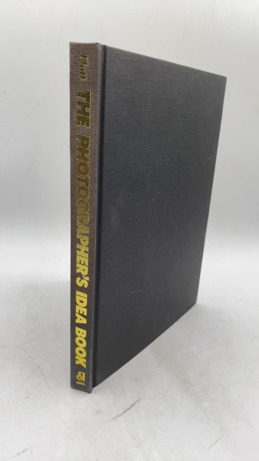 The Photographer's Idea Book: How to See and Take Better Pictures by Richard Platt - front cover