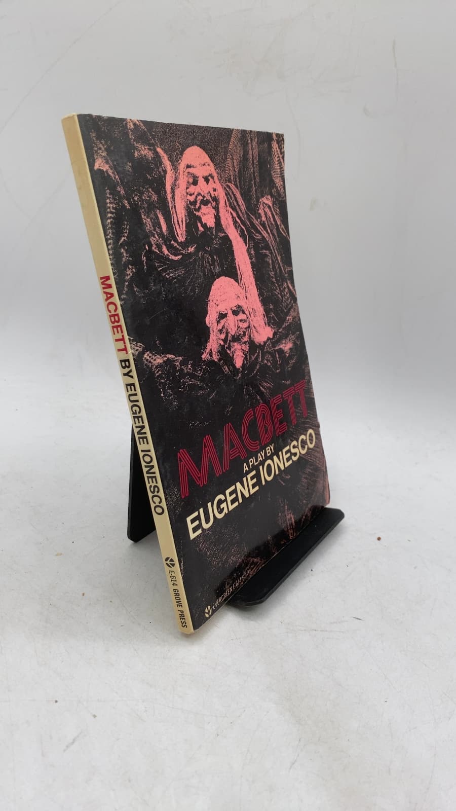 Macbett by Eugene Ionesco - front cover