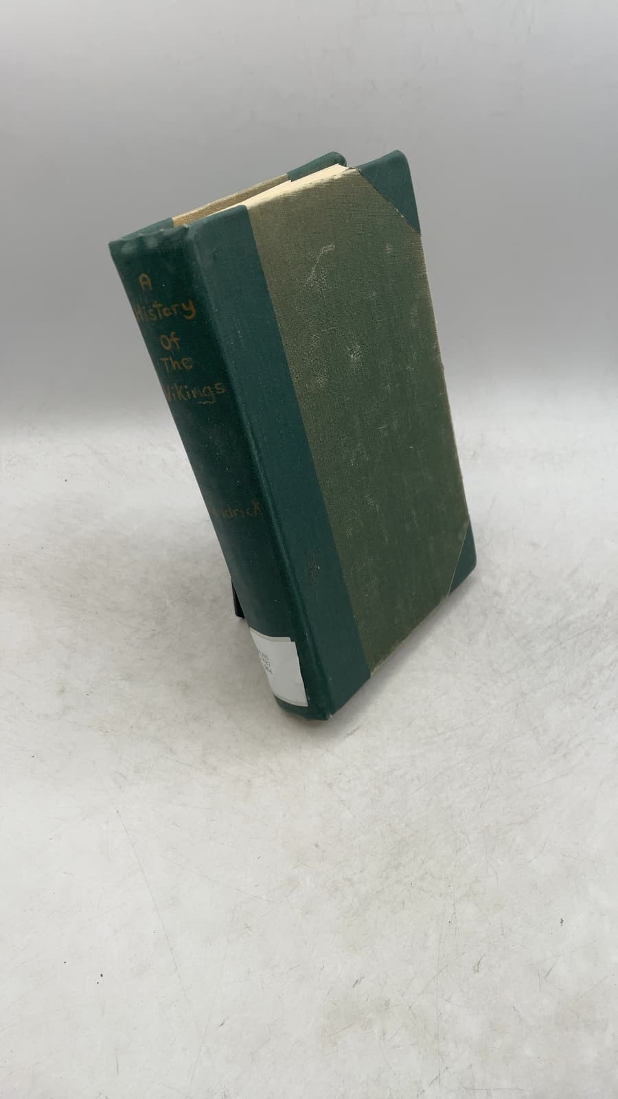 A History of the Vikings by T. D. Kendrick - front cover