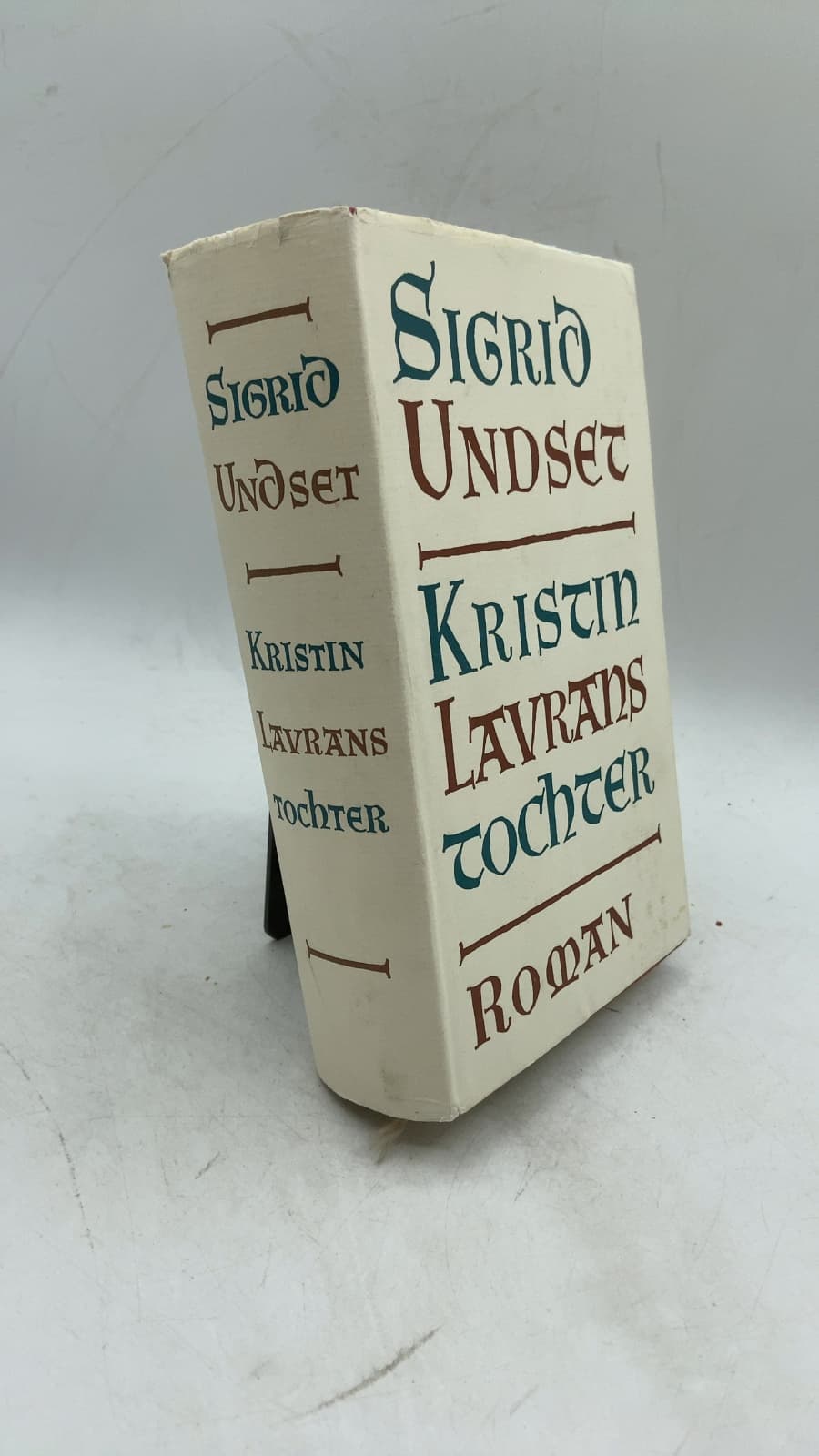 Kristin Lavranstochter by Sigrid Undset - front cover