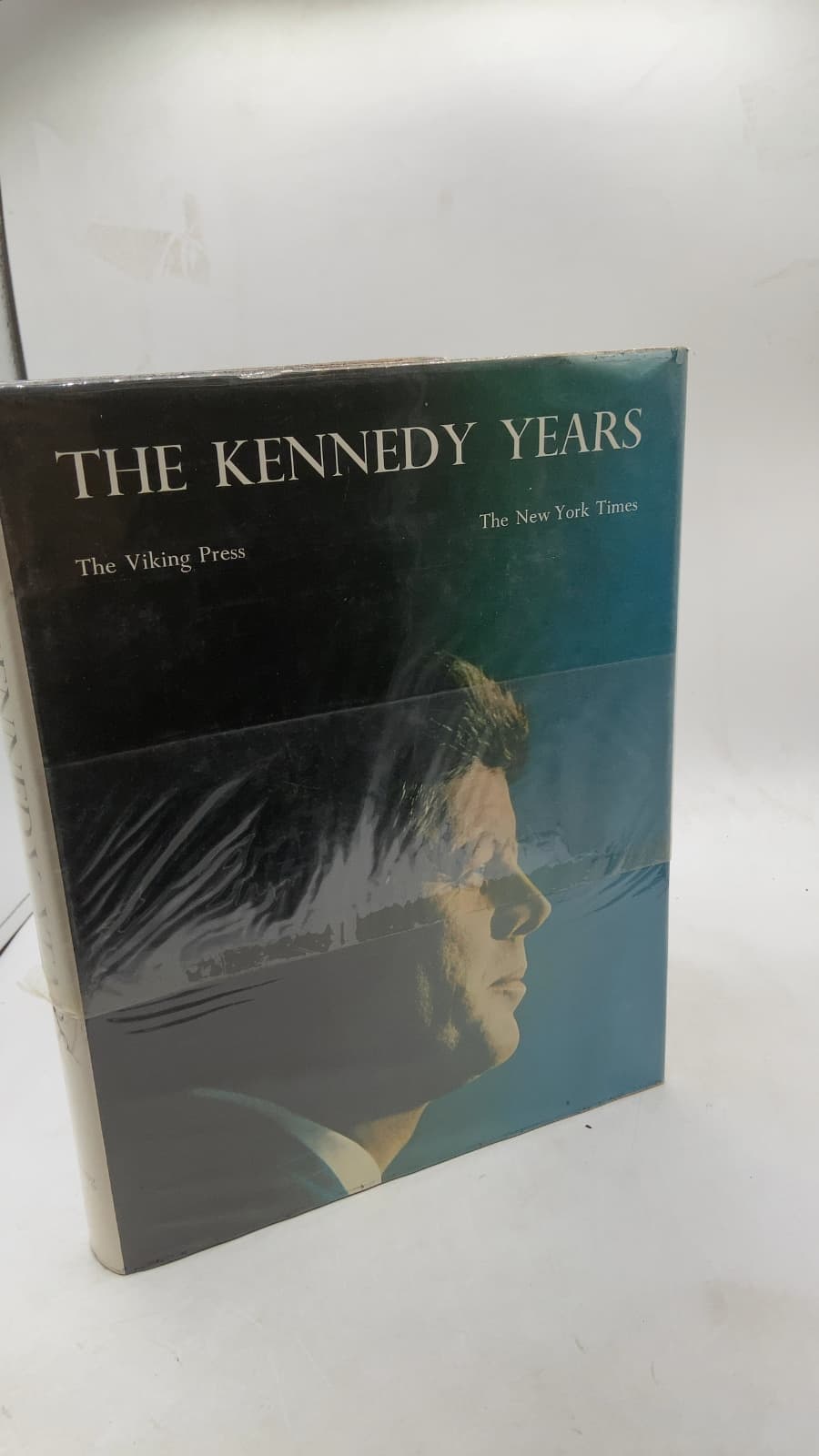 The Kennedy Years by The New York Times (text by), Jacques Lowe (photographs by) - front cover