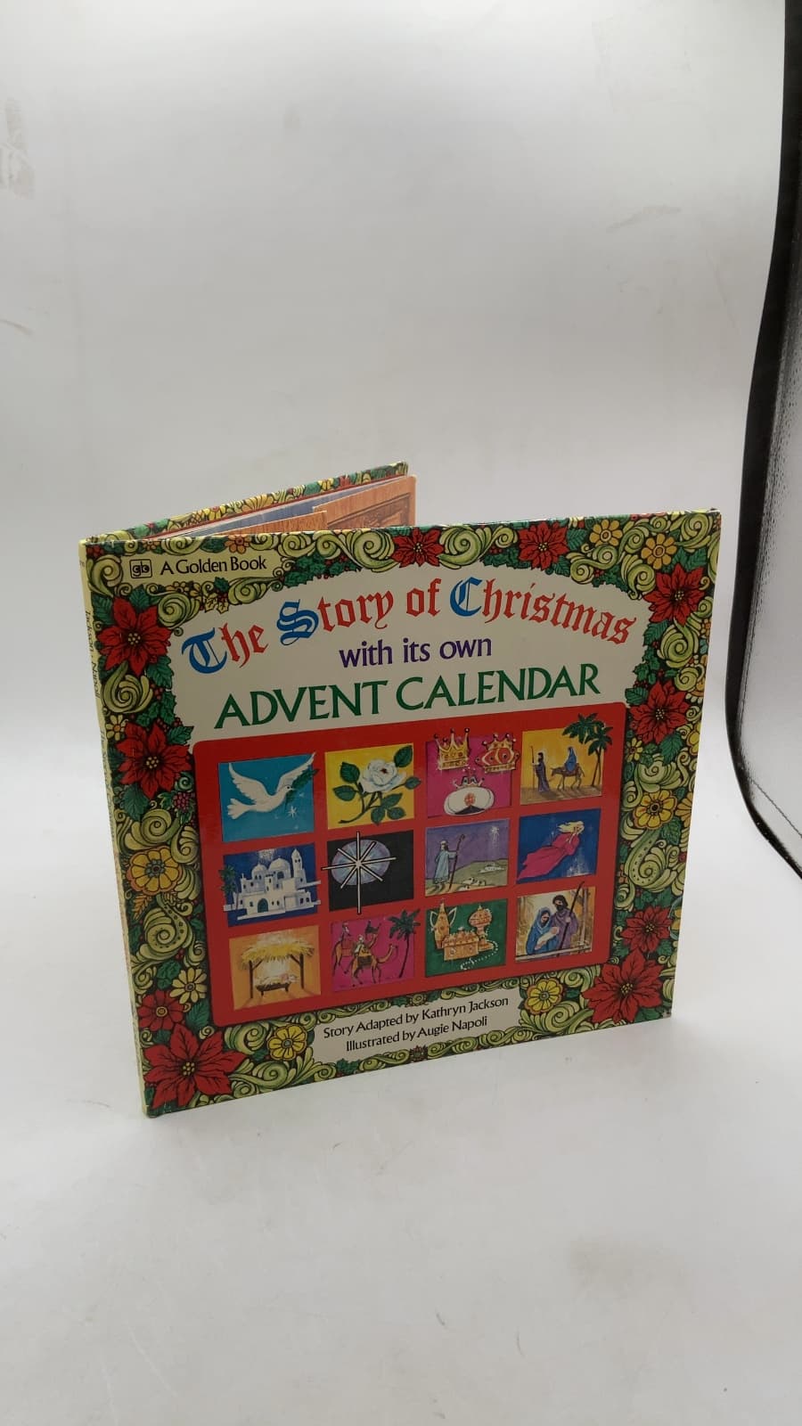 The Story of Christmas with its own Advent Calendar by Kathryn Jackson - front cover