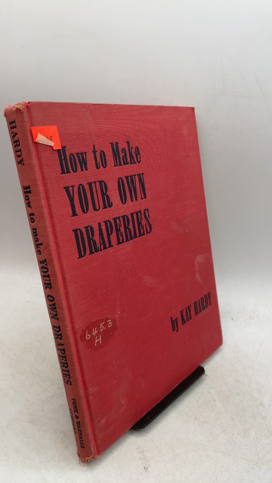 How to Make Your Own Draperies by Kay Hardy - front cover