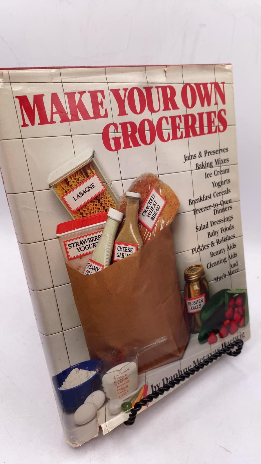 Make Your Own Groceries by Daphne Metaxas Hartwig - front cover