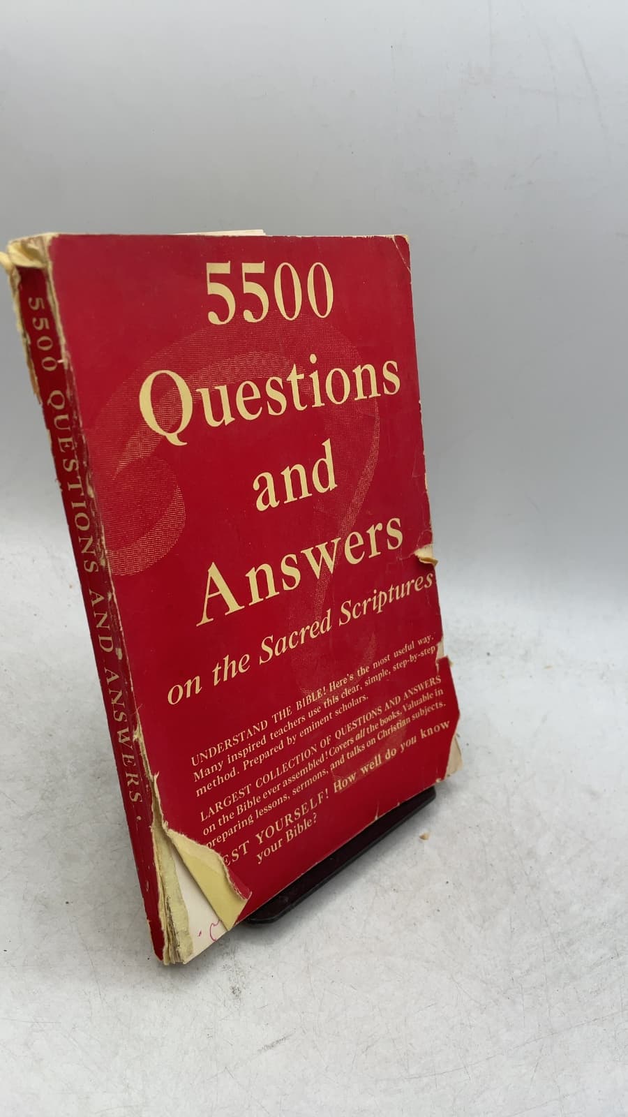 5500 Questions and Answers on the Sacred Scriptures - front cover