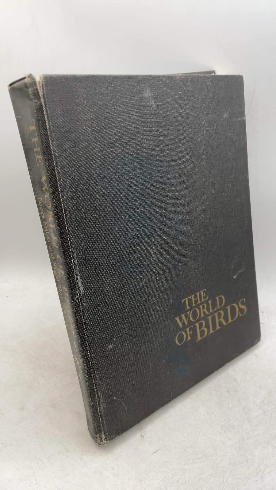The World of Birds by James Fisher and Roger Tory Peterson - front cover