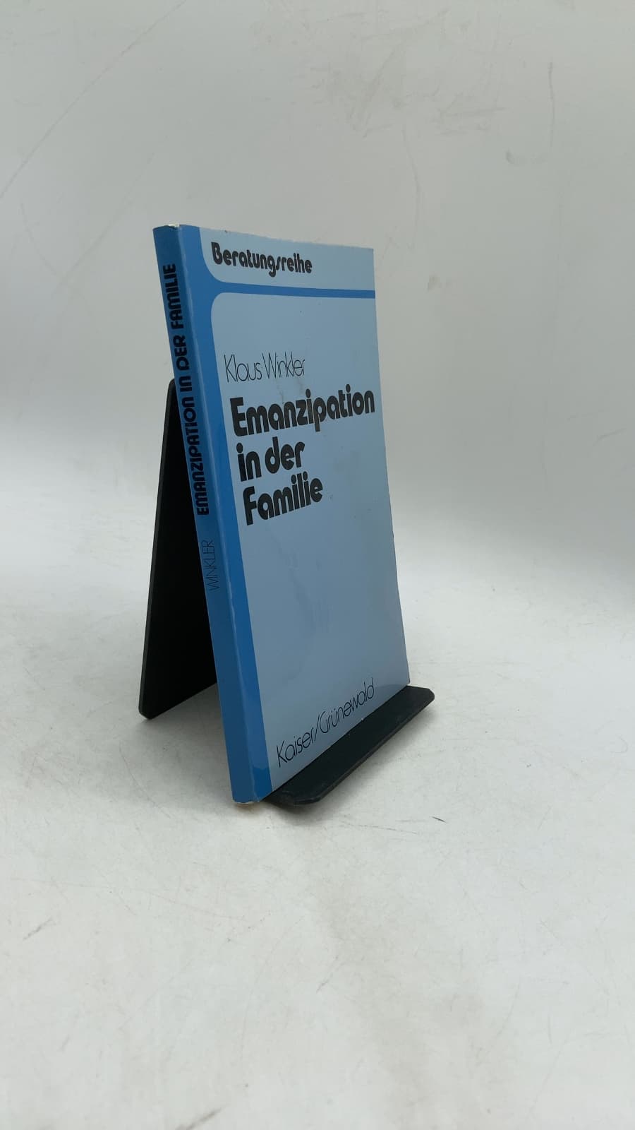 Emanzipation in der Familie by Klaus Winkler - front cover